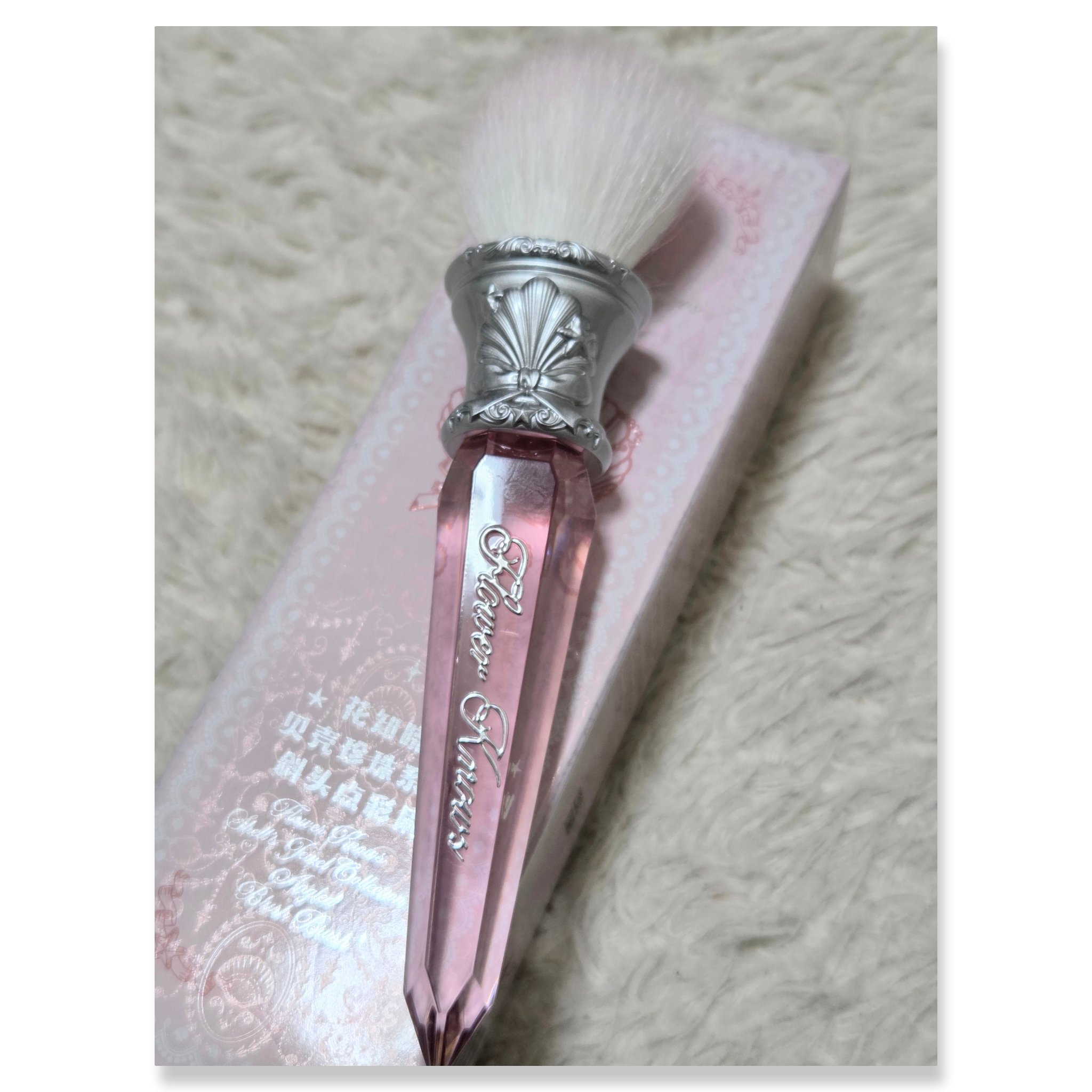 シェルパール アイシャドウブラシ  チーク＆スティッピングブラシ /FlowerKnows/メイクブラシを使ったクチコミ（2枚目）