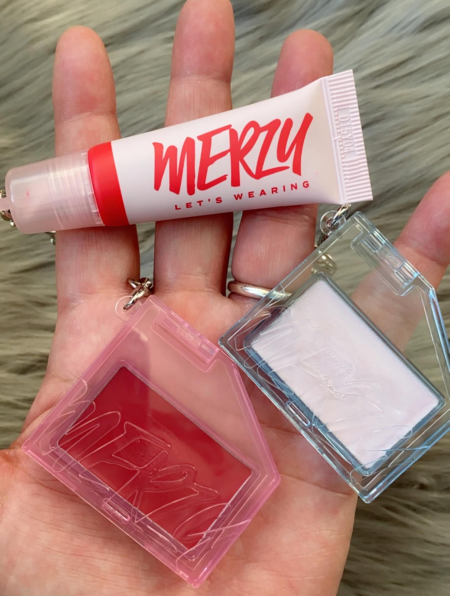 バイマージー レッツウェアリング ティント/MERZY/リップティントを使ったクチコミ（1枚目）