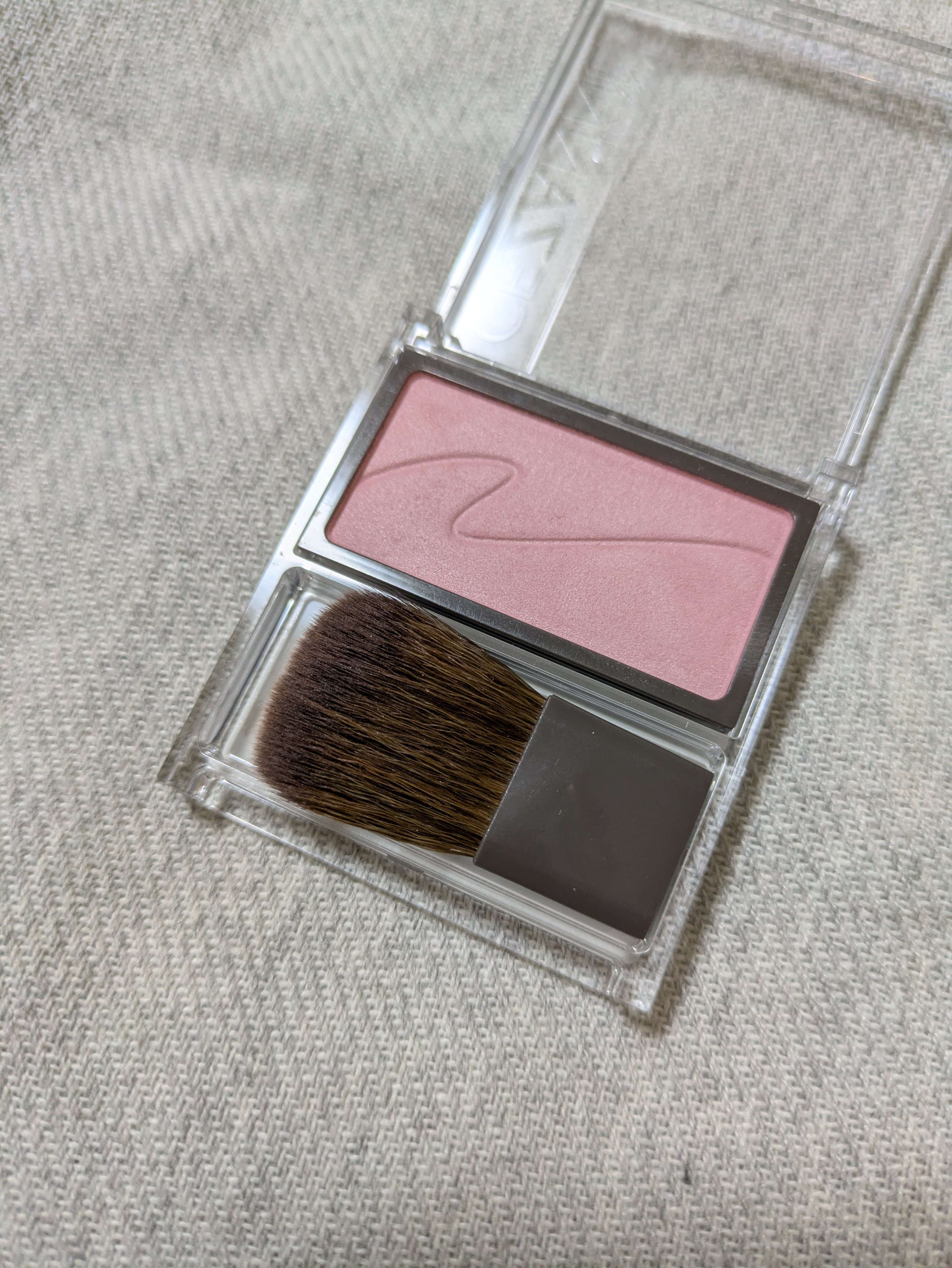 チークブラッシュ/CEZANNE/パウダーチークを使ったクチコミ（1枚目）