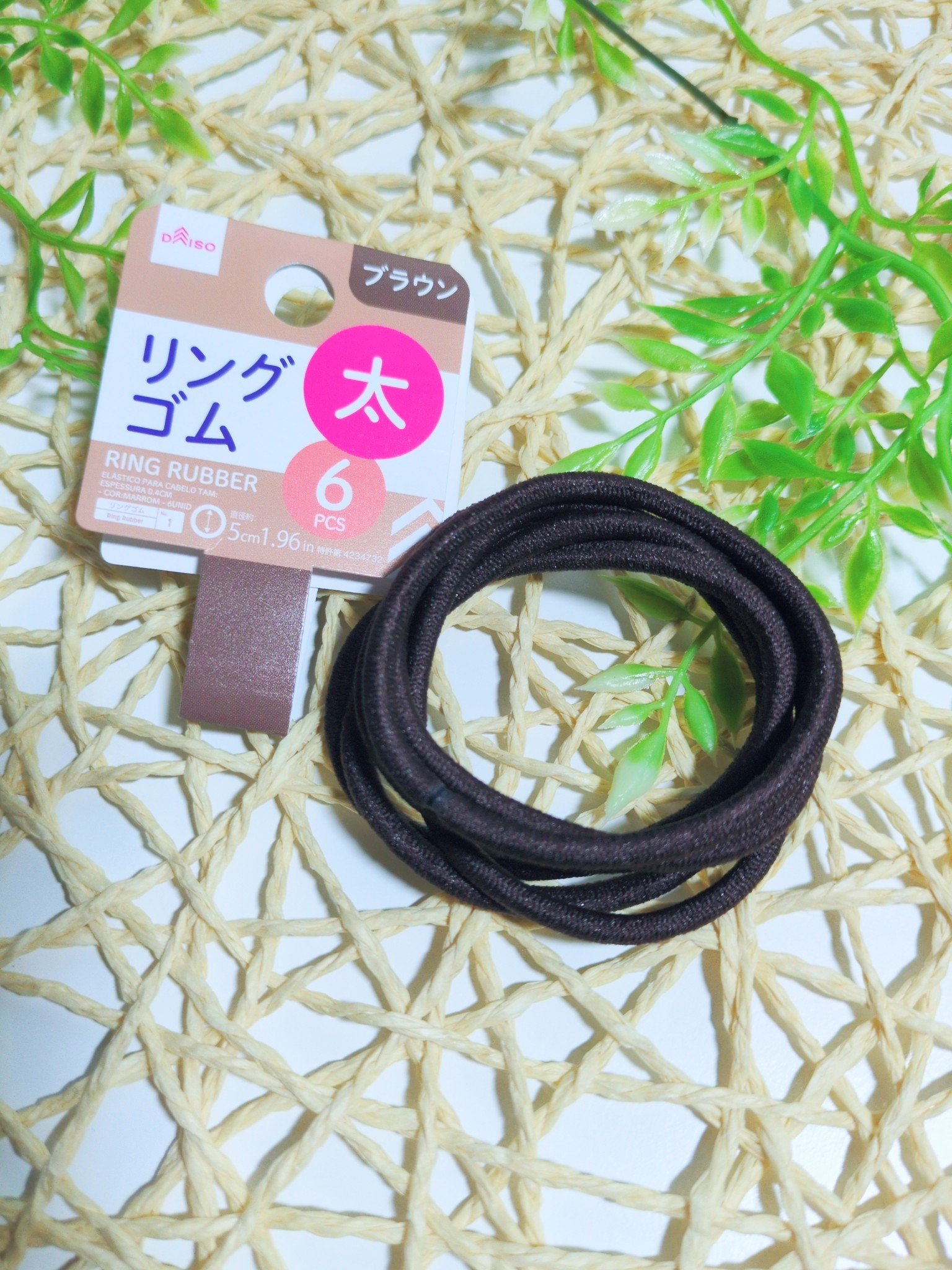 DAISO リングゴムのクチコミ「#DAISO　#リングゴム　#6PCS

家事する時はいつも結んでます😆
これやるからくせ毛に.....」（1枚目）