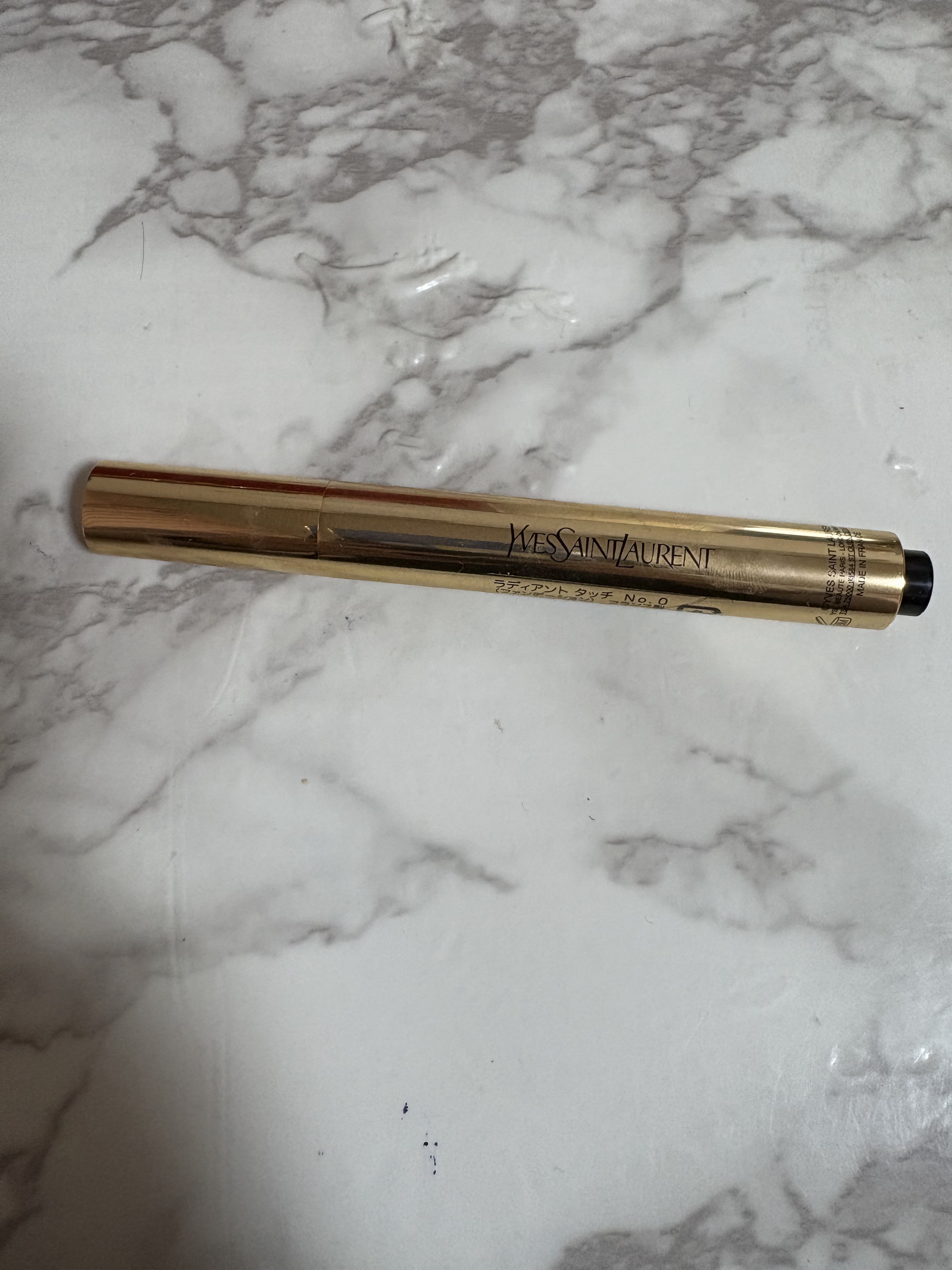 ラディアント タッチ/YVES SAINT LAURENT BEAUTE/リキッドコンシーラーを使ったクチコミ（1枚目）