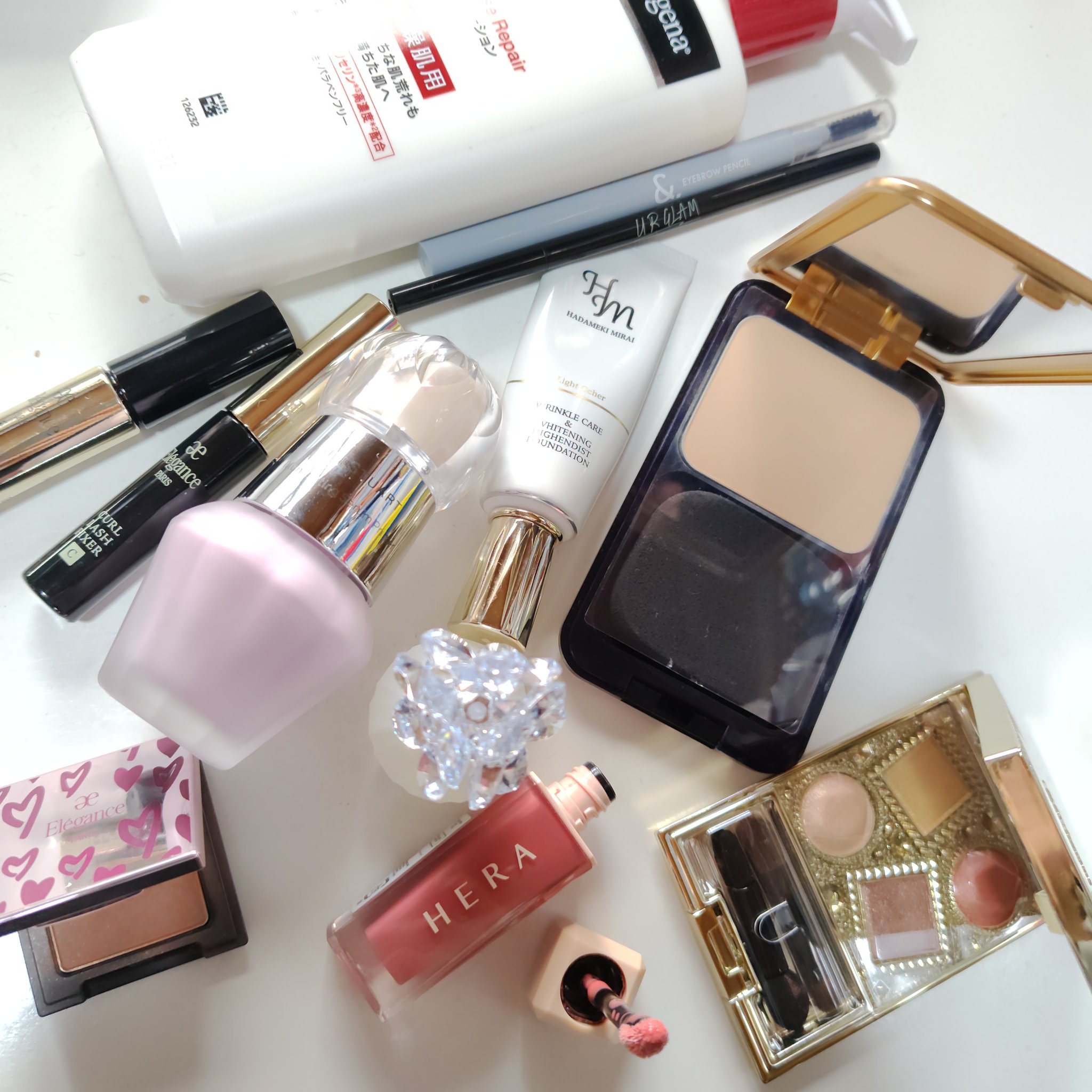 本日のメイク
✼••┈┈••✼••┈┈••✼••┈┈••✼••
♡　＃ジルスチュアート　
＃イルミネイティング セラムプライマー　
02aurora lavender
下地
つや感 可愛い

♡　＃エレガンス コフレ パルボヌールに入っに入