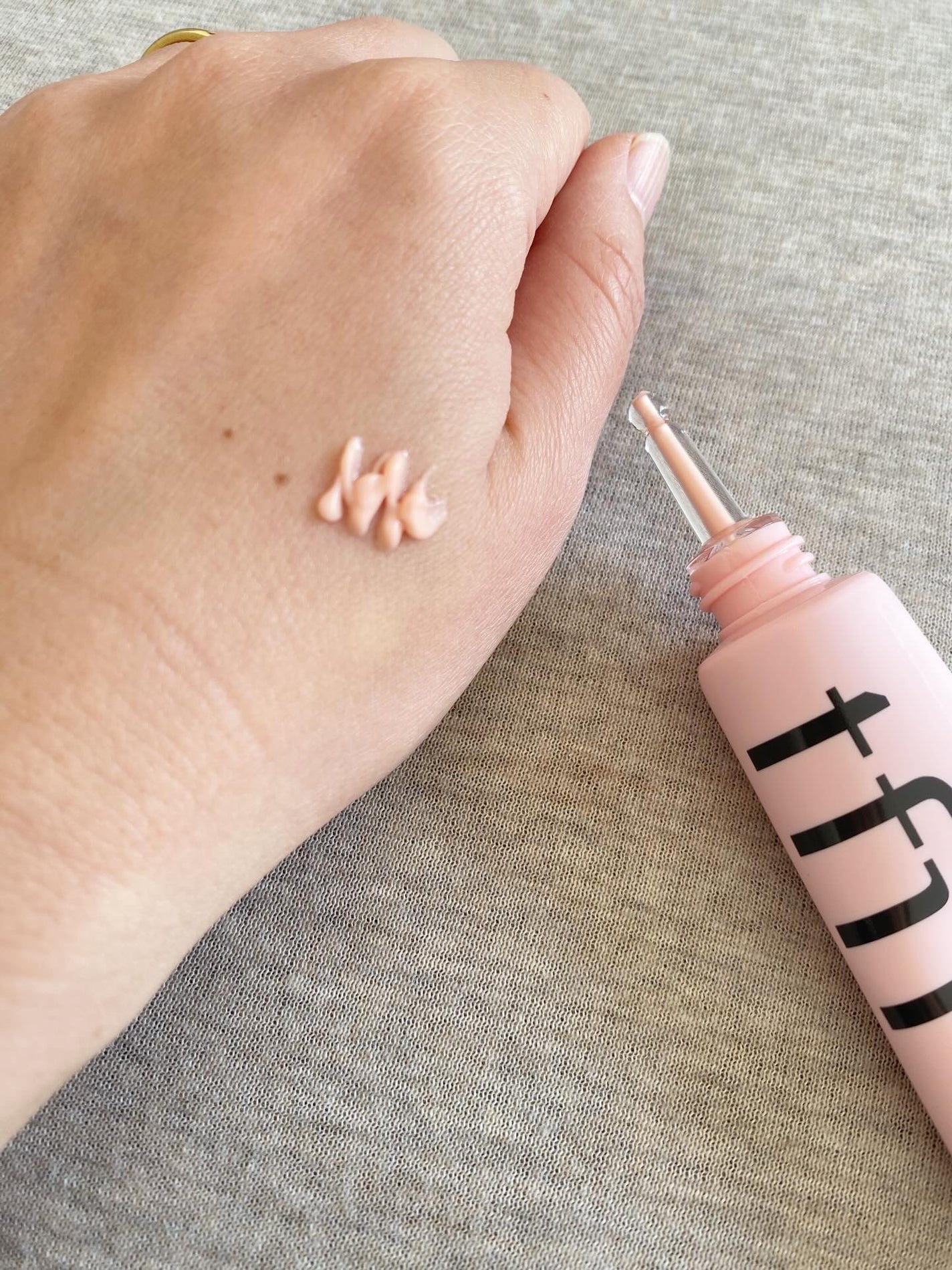 デリケートシルクベールアートプライマー/TFIT/化粧下地を使ったクチコミ(4枚目)