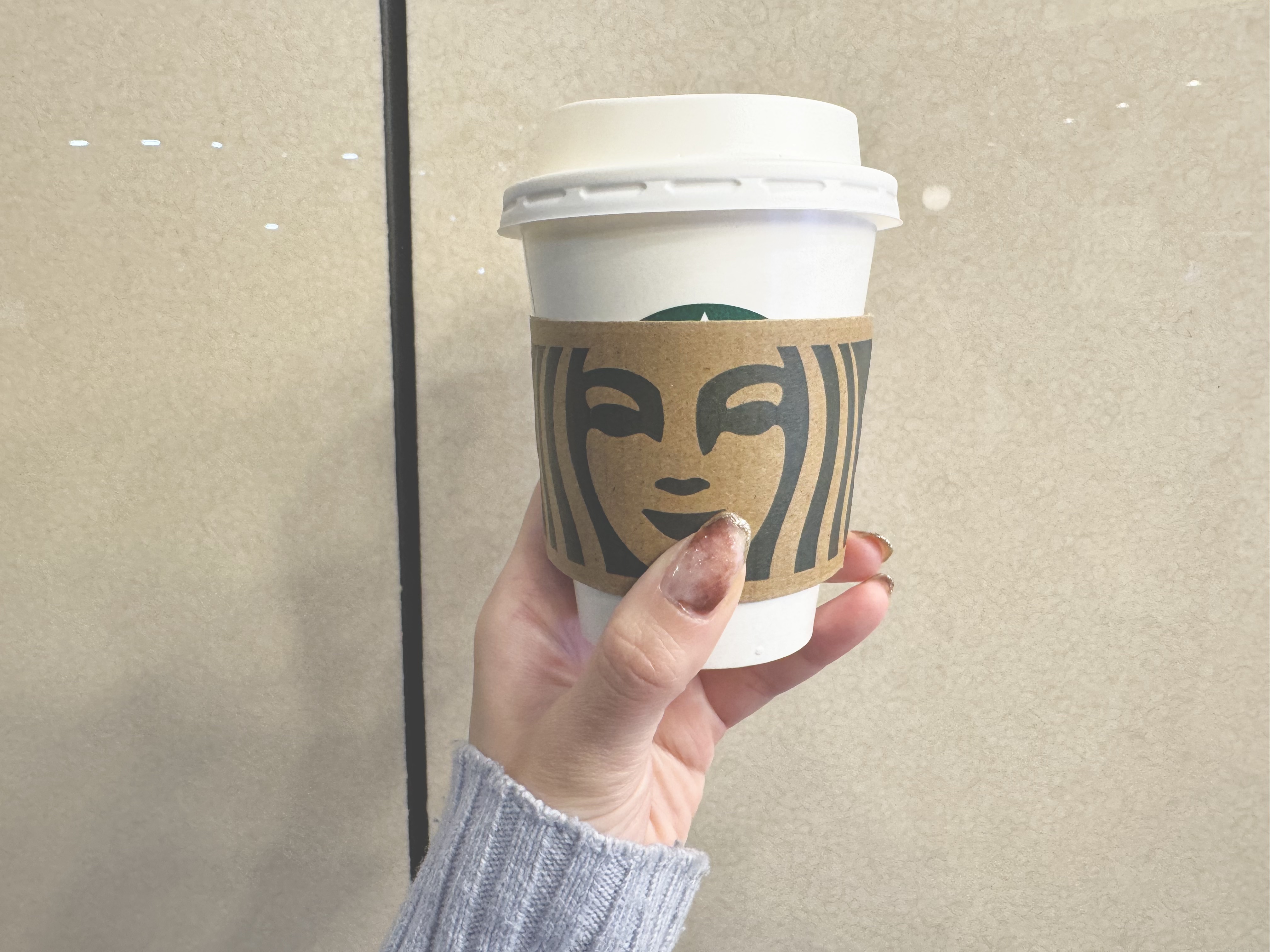 カラフルネイルズ/キャンメイク/マニキュアを使ったクチコミ（2枚目）