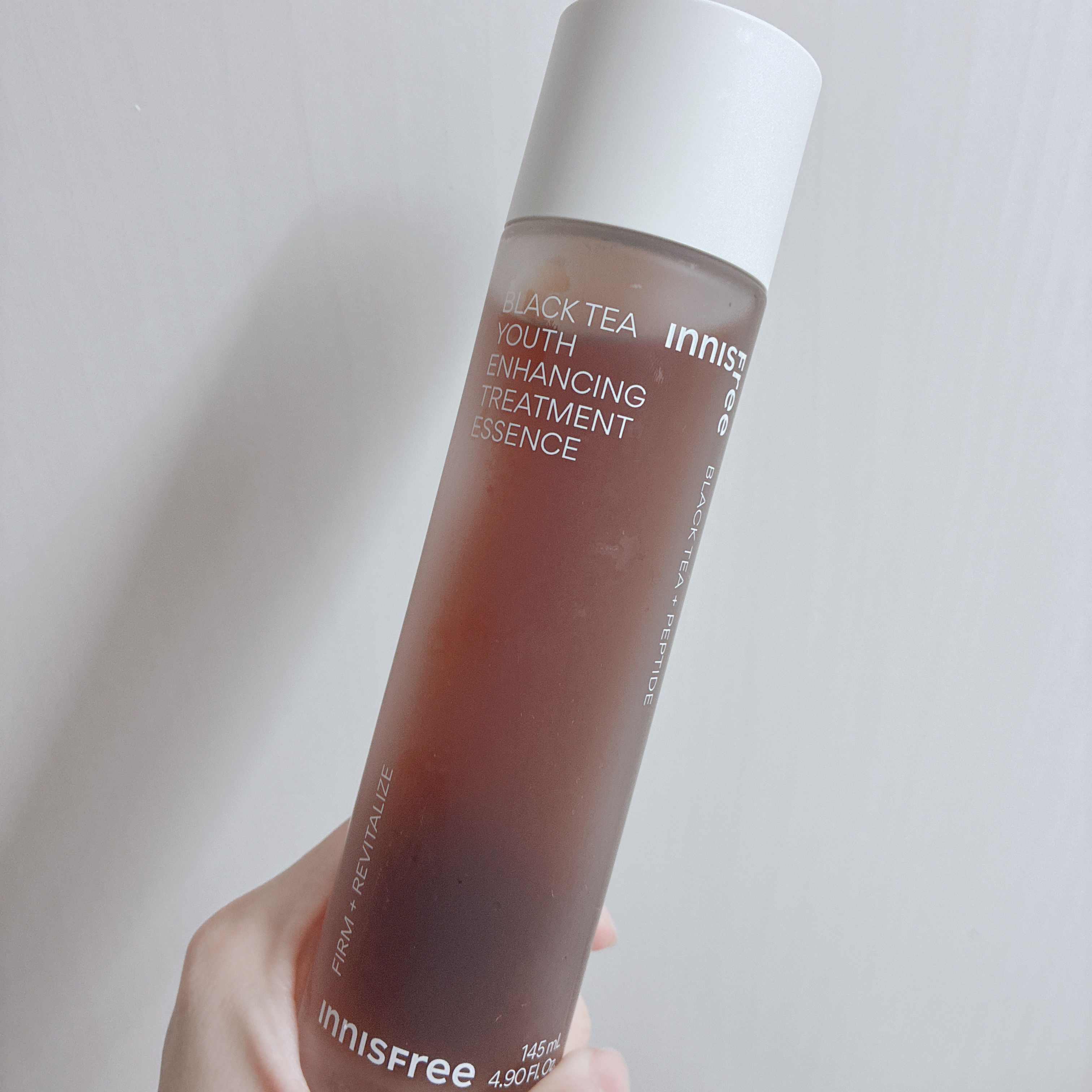 ブラックティー　ユース　トリートメント　エッセンス 本体145ml/innisfree/美容液を使ったクチコミ（1枚目）