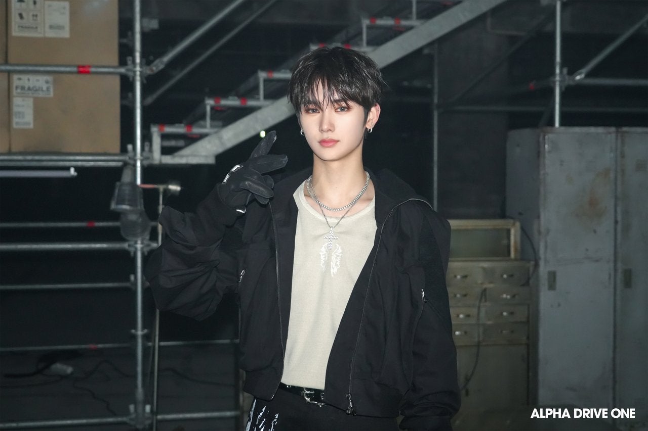 ALPHA DRIVE ONE on LIPS 「'FORMULAPERFORMANCEVIDEO'Behind..」(8枚目)