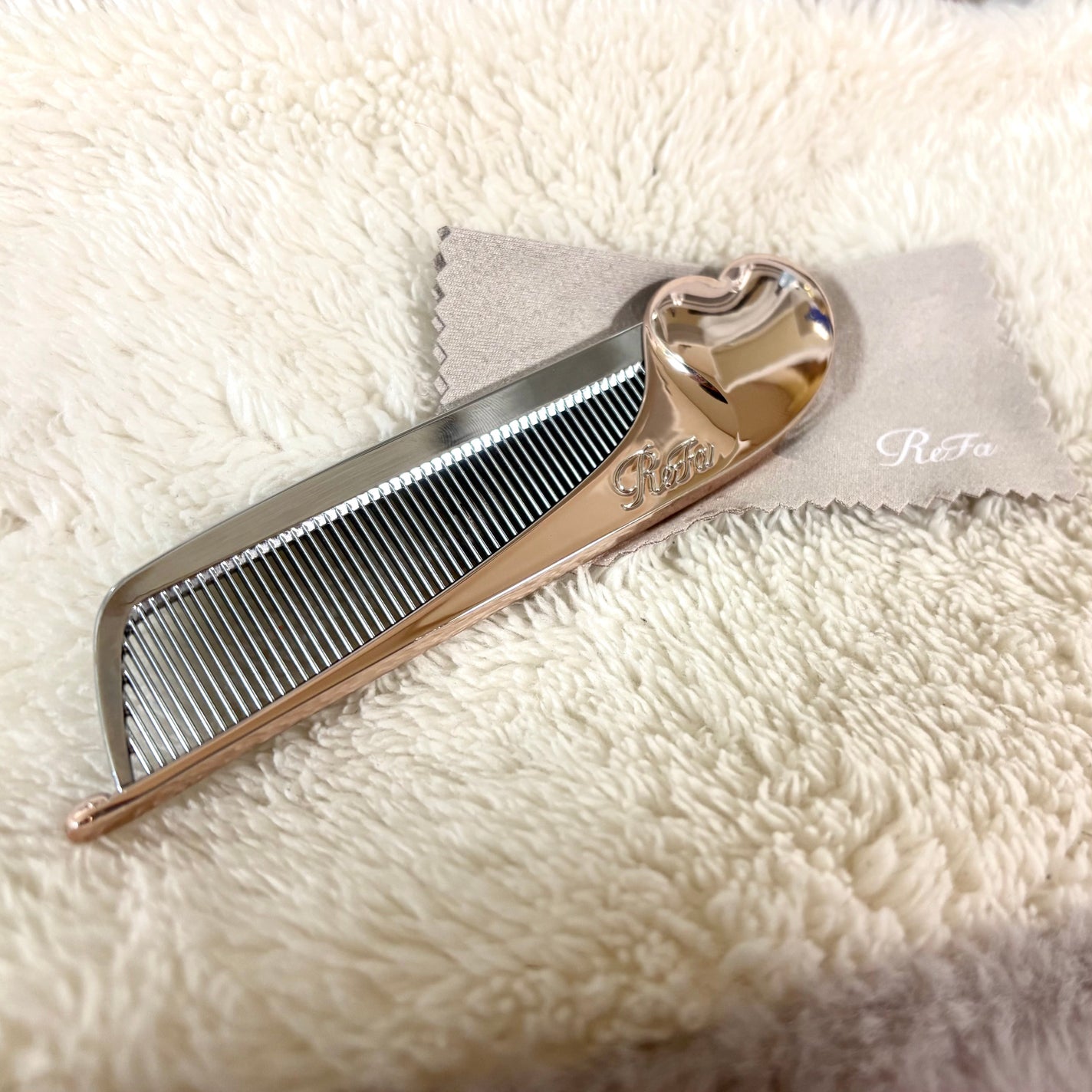 ReFa HEART COMB Aira/ReFa/ヘアコームを使ったクチコミ(1枚目)