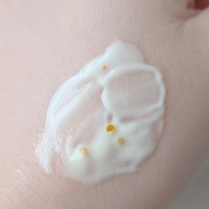 ビタカプセルエイジングケアサンクリーム/ダルバ/日焼け止め・UVケアを使ったクチコミ(2枚目)