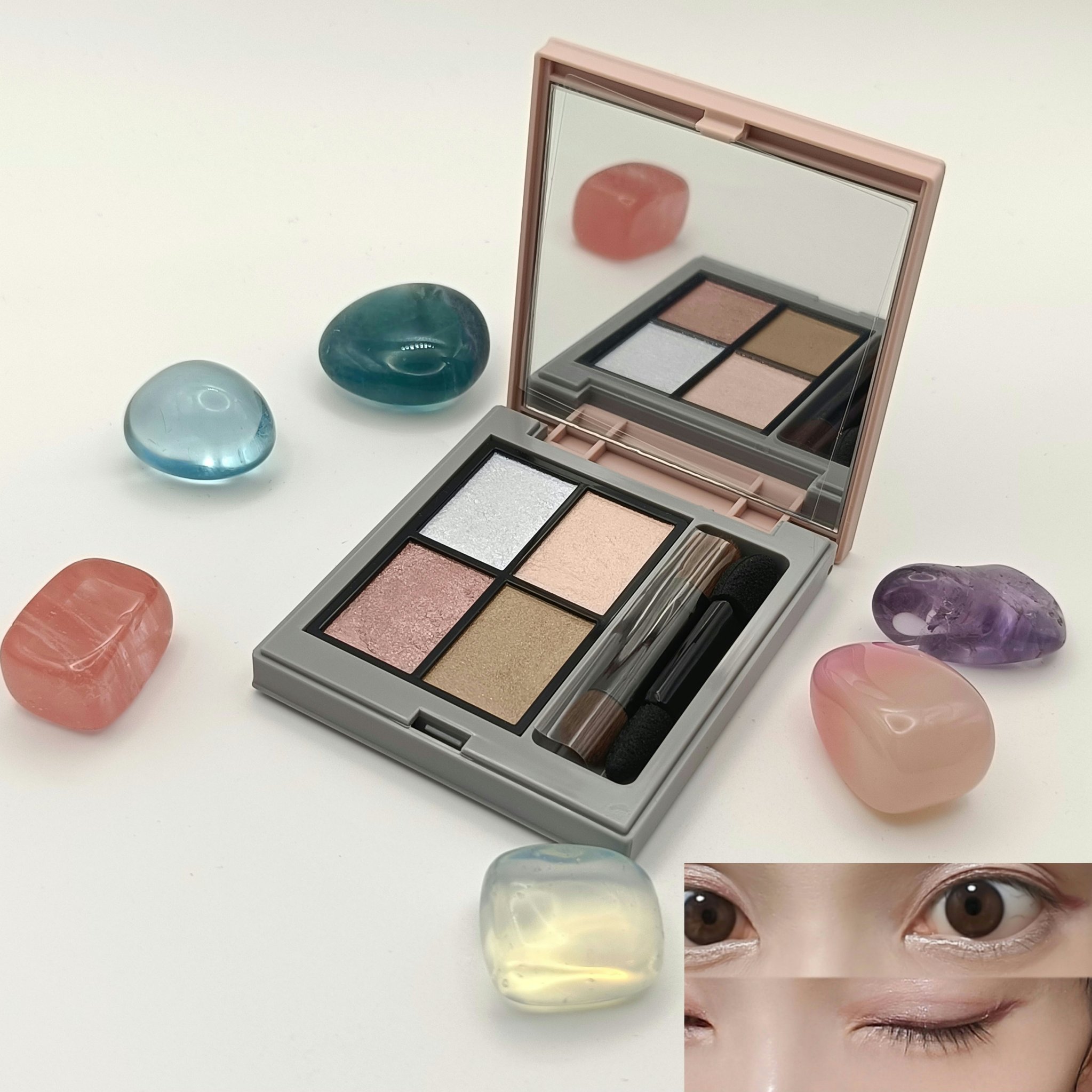 ミネラルクラッシィシャドー クワイエットグラム/エトヴォス/アイシャドウパレットを使ったクチコミ（2枚目）