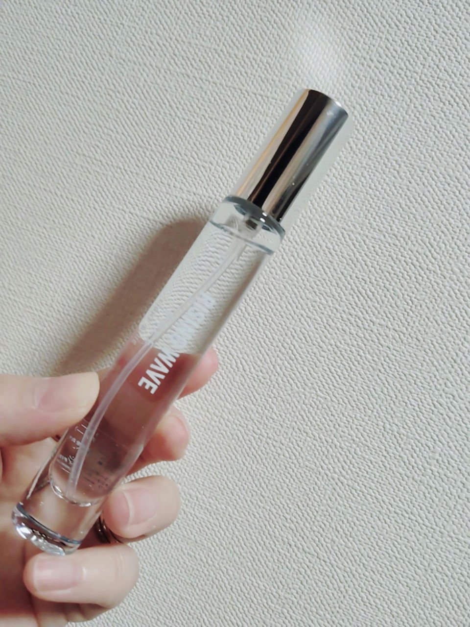 ライジングウェーブ フリー ライトブルー オードトワレ MINI

みなさん、おはようございます☺
ライジングウェーブ フリー ライトブルー オードトワレ MINIを紹介します。

フレッシュなローズの香りで、女性らしいのに甘すぎない感じが