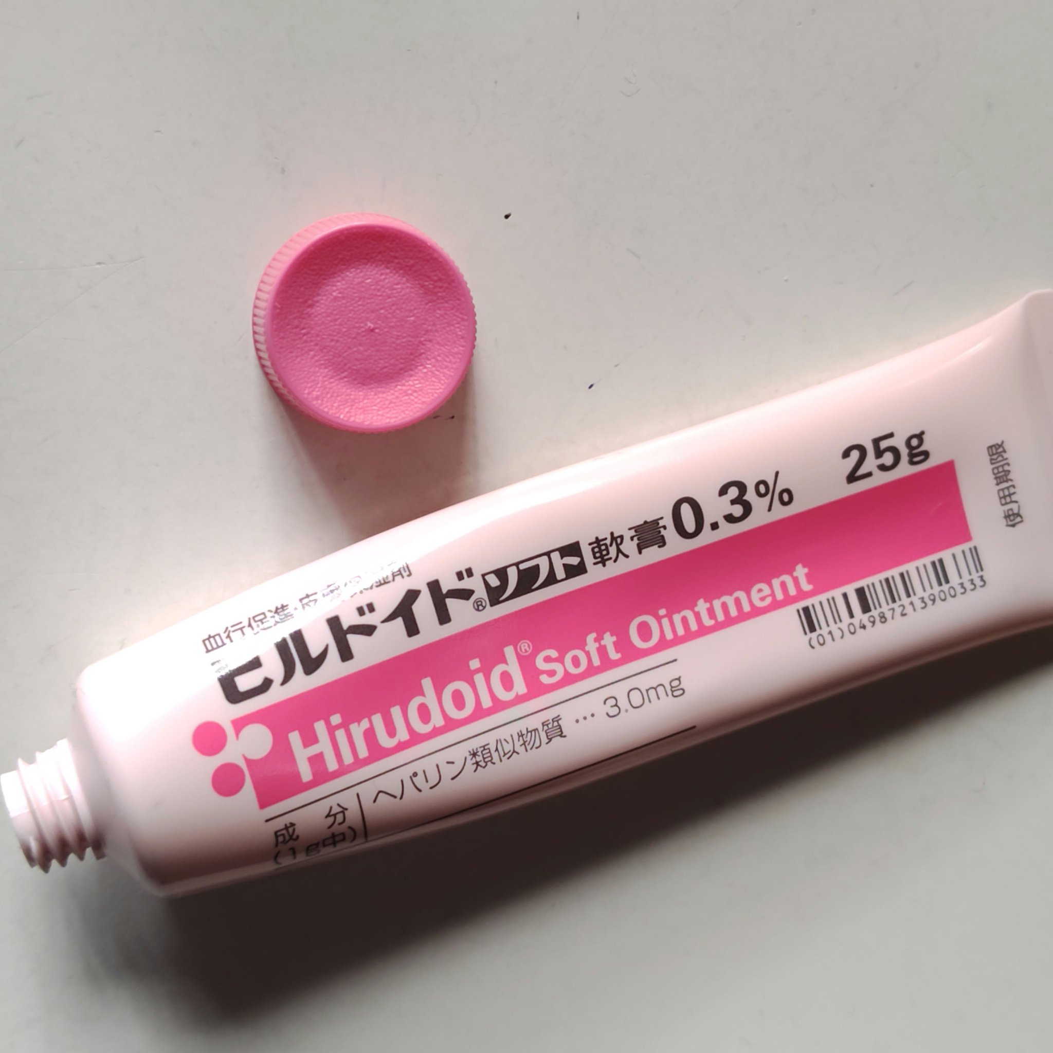 ヒルドイド　ソフト軟膏
────────────
病院で出してくれる ヒルドイド

足の裏のカサカサにいい
　気になってる方 是非チェックしてみてください
※商品登録できなかった⋯
＃ヒルドイド
＃マルホ株式会社



