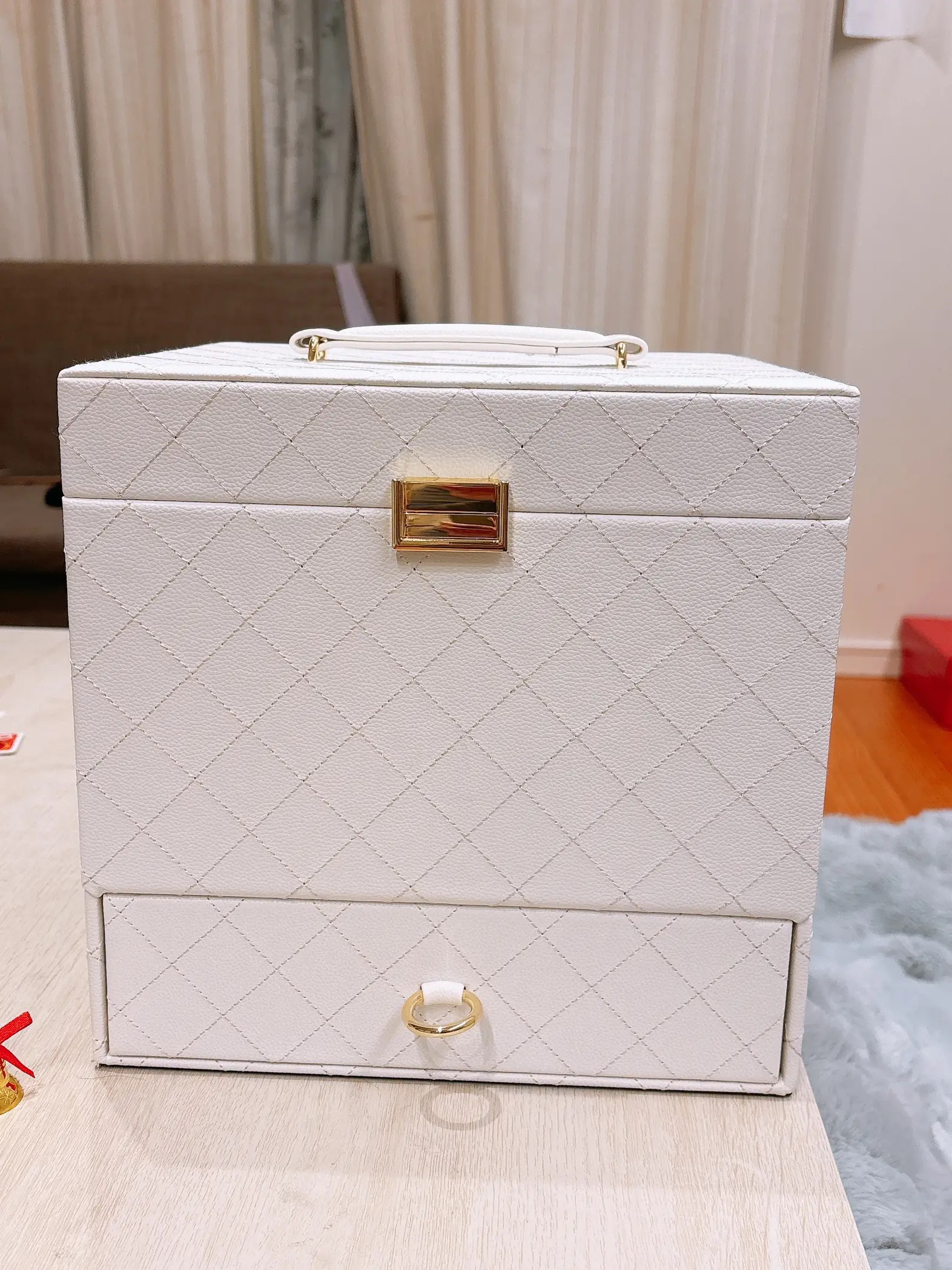 仕切り付きコスメボックス/ニトリデコホーム/その他化粧小物を使ったクチコミ（2枚目）