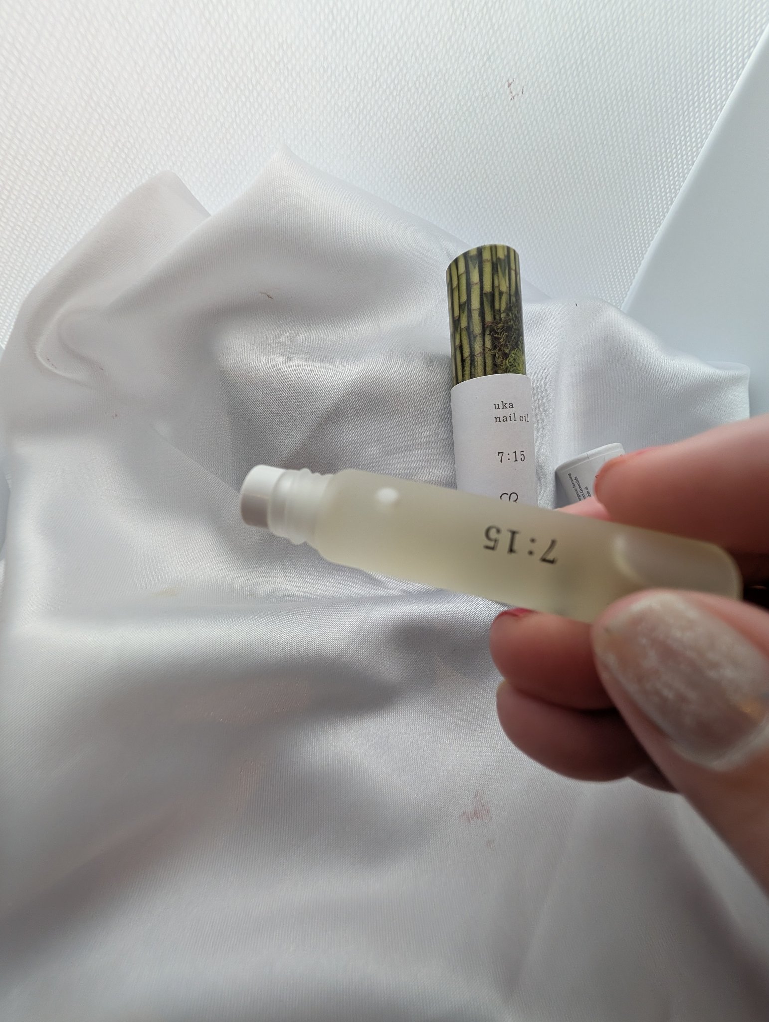 ネイルオイルナナイチゴ/uka/ネイルオイル・トリートメントを使ったクチコミ（2枚目）
