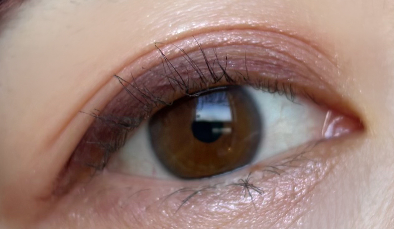 ライティングアップアイシャドウ/CEZANNE/アイシャドウを使ったクチコミ（3枚目）