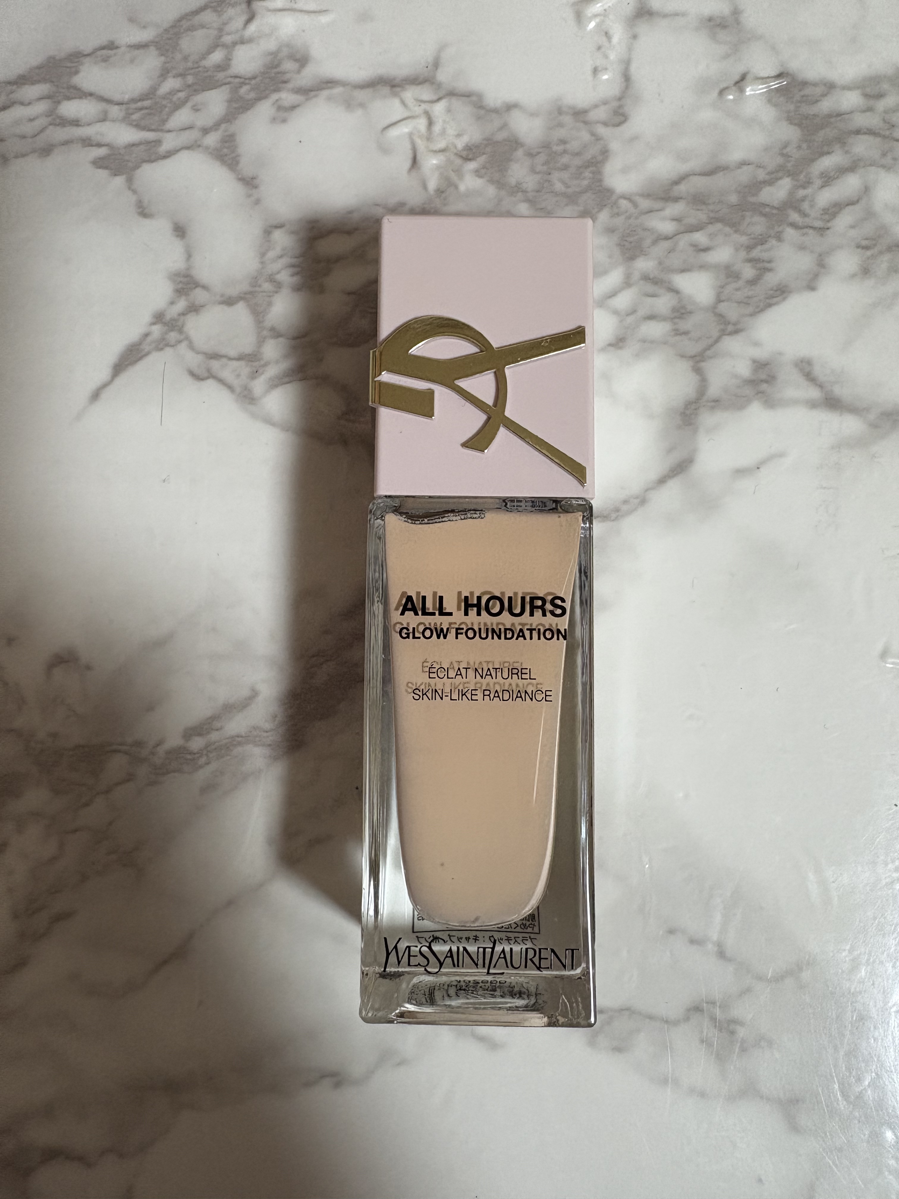 オールアワーズ リキッド グロウ/YVES SAINT LAURENT BEAUTE/リキッドファンデーションを使ったクチコミ（1枚目）