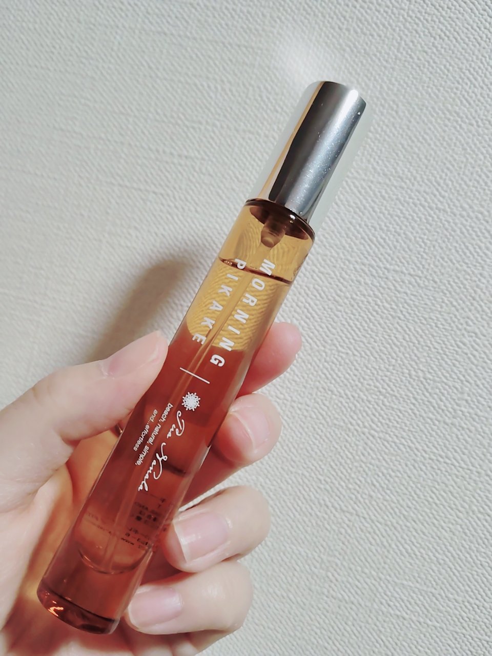 　　　プア ナナラ　モーニングピカケオードトワレ

みなさん、こんばんは☺
プア ナナラ　モーニングピカケオードトワレを紹介します。

お花のオトナっぽい香りにオフィスにも使いやすい香り🫧


＃プア ナナラ
