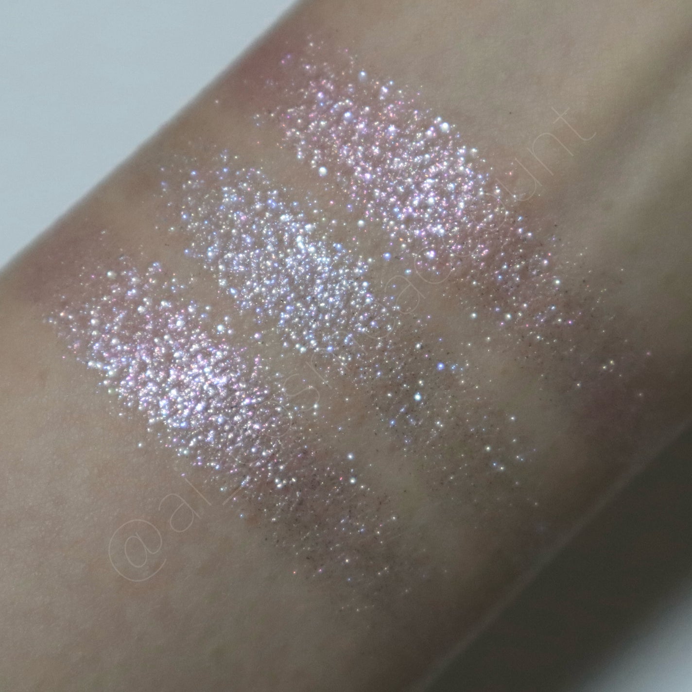 ラメマニア/キャンメイク/アイシャドウを使ったクチコミ(4枚目)