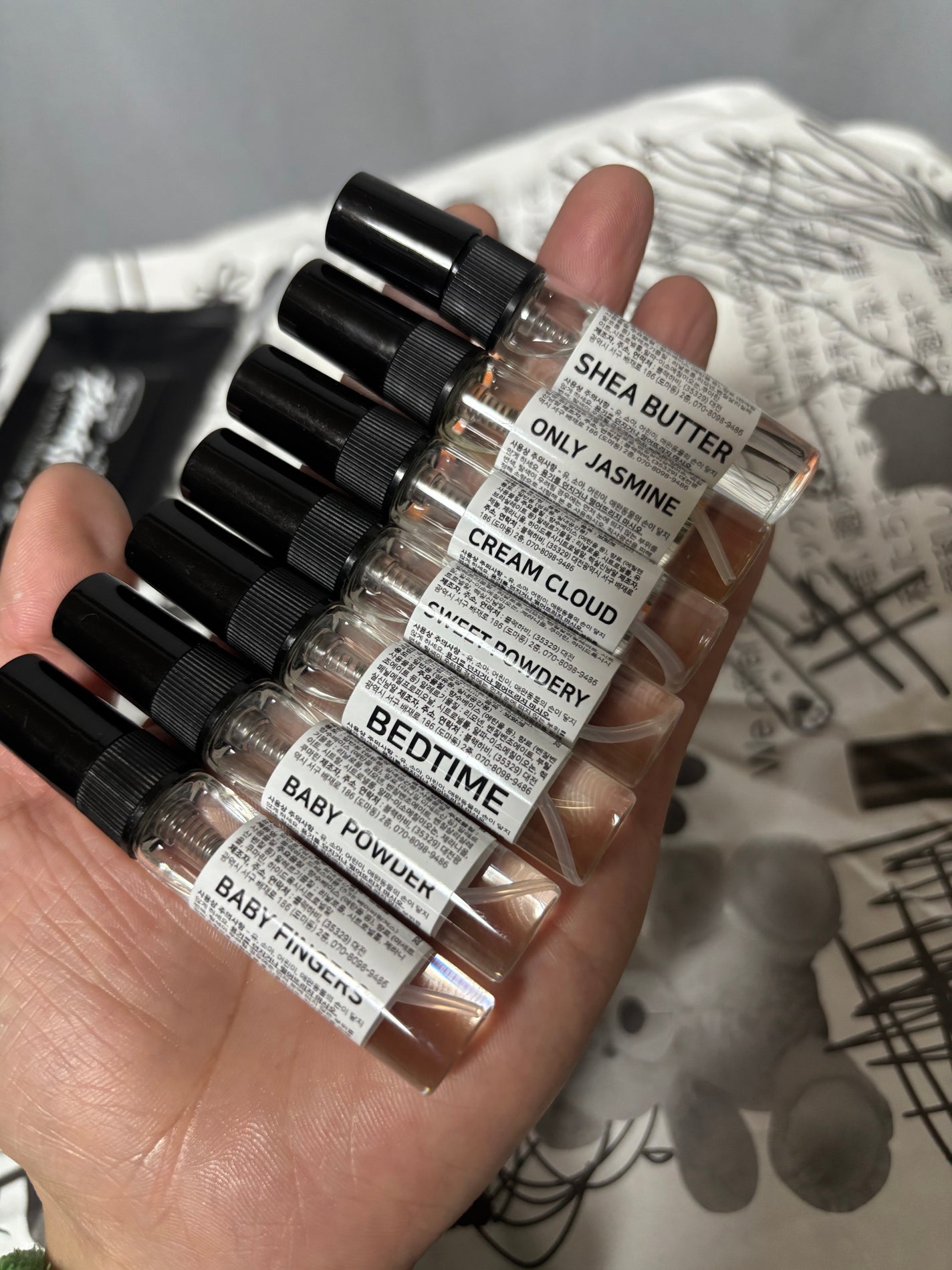 ちゃんぶぅ 投稿ある方フォロバ💕ちょっと遅くなるけど on LIPS 「いろんな香りがいっぱい届いた🙌#ブラックホビー赤ちゃんの指の香..」(2枚目)