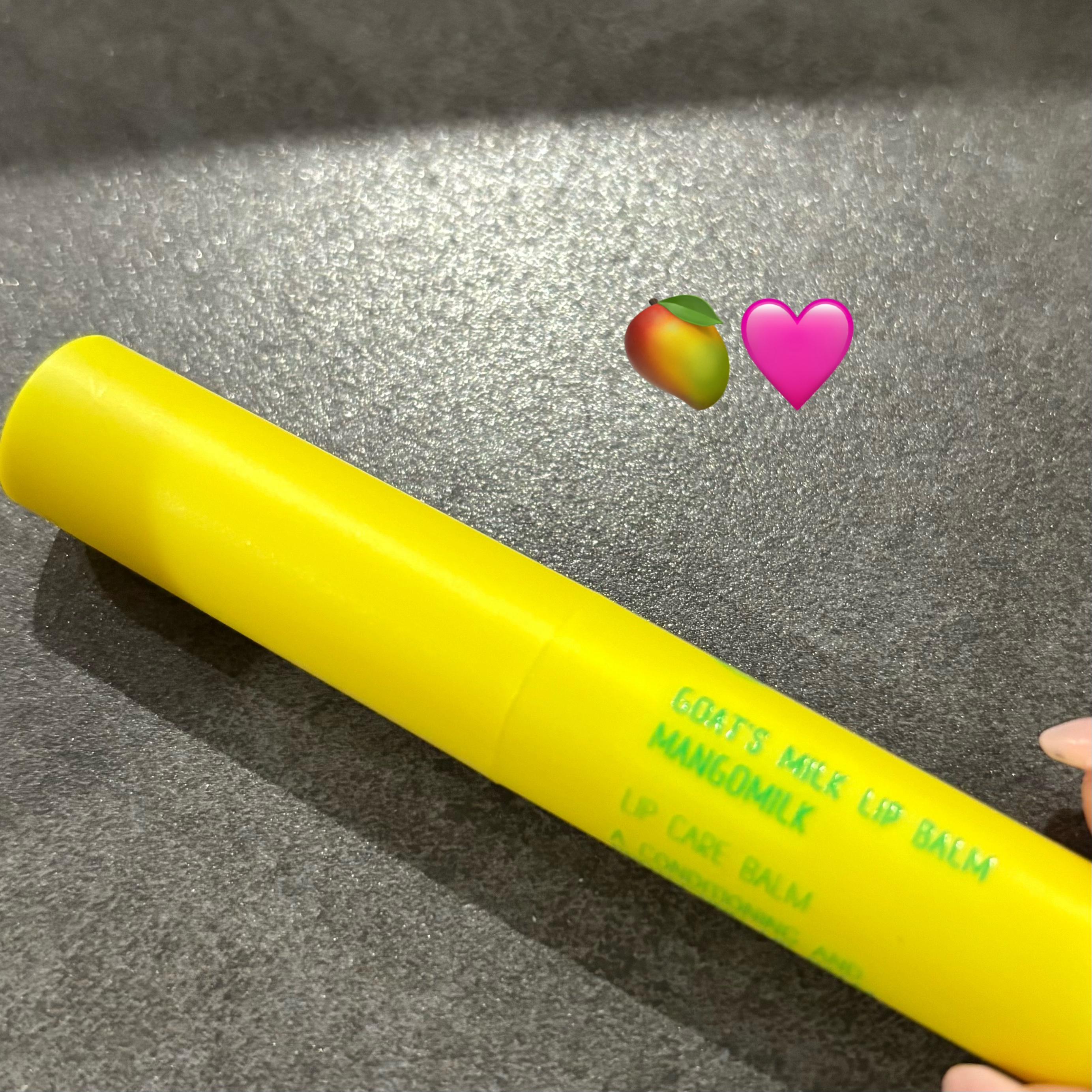 GOAT'S MILK ゴートミルクリップケアバームのクチコミ「GOAT'S MILK
ゴートミルクリップケアバーム
マンゴーの香り

完全パケ買い
使用感は.....」（1枚目）