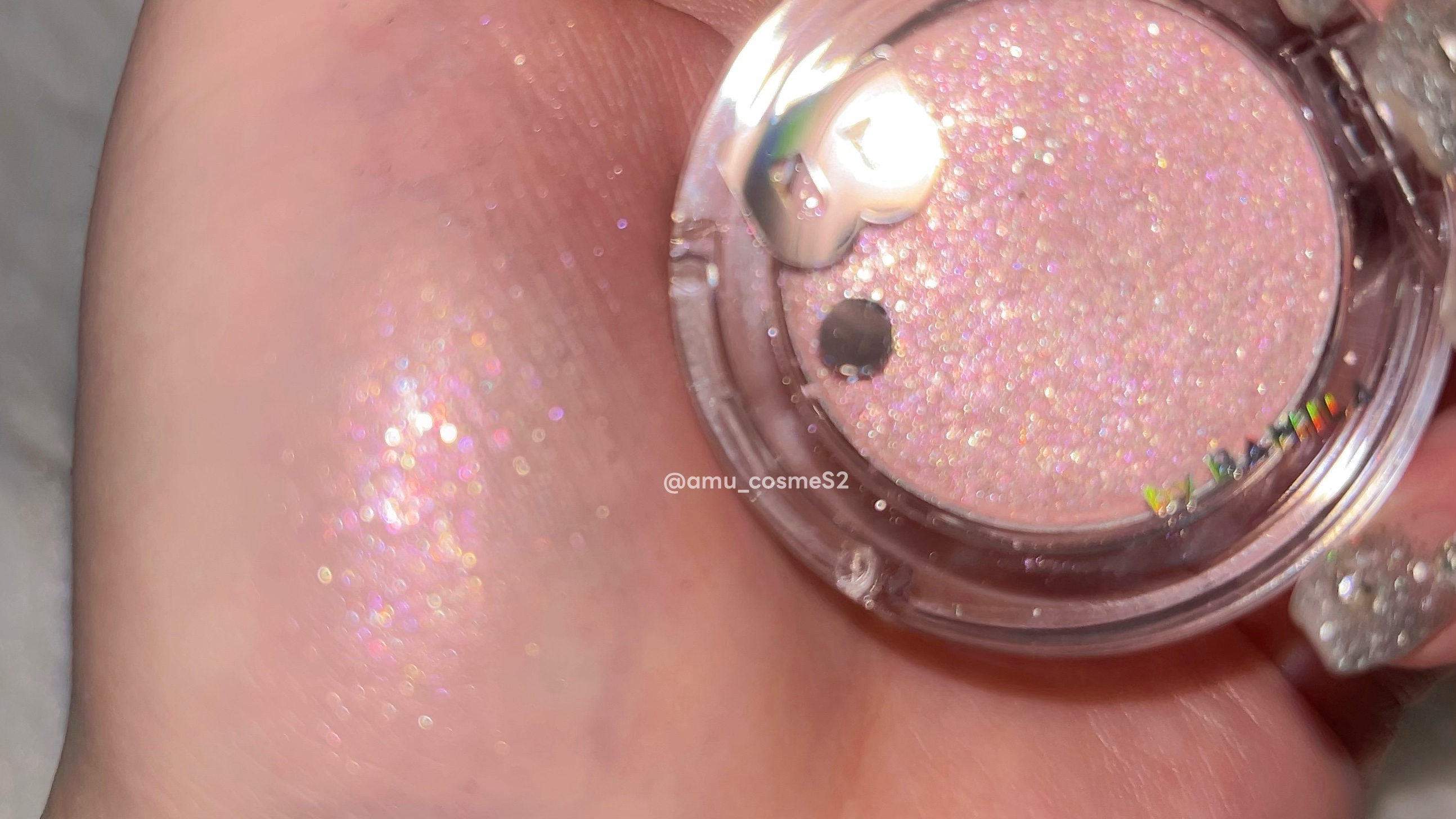 ハイパーホロビーム アイグリッター/BANILA CO/グリッターを使ったクチコミ（3枚目）