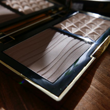 スカルプト&グロウ デュオ ハイライト&コントアーパレット/M・A・C/プレストパウダーを使ったクチコミ(2枚目)