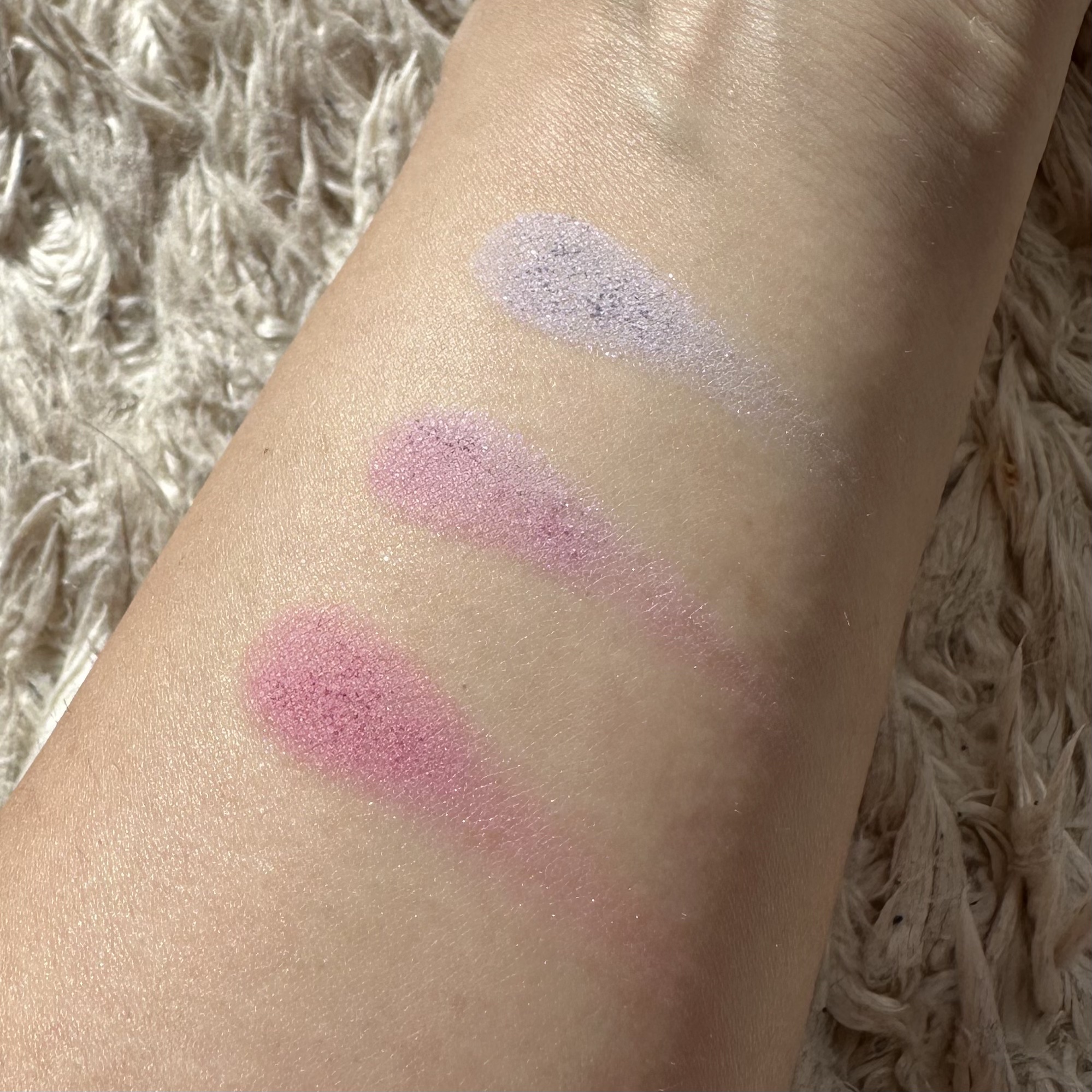 ブラーリング カラー ブラッシュ/SUQQU/パウダーチークを使ったクチコミ（3枚目）