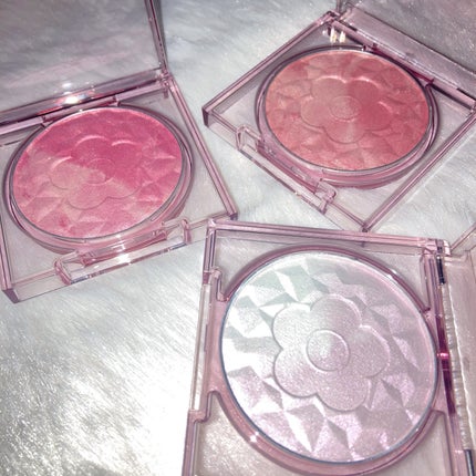 デイジードール パウダー ブラッシュ ブルーム/DAISY DOLL by MARY QUANT/パウダーチークを使ったクチコミ(1枚目)