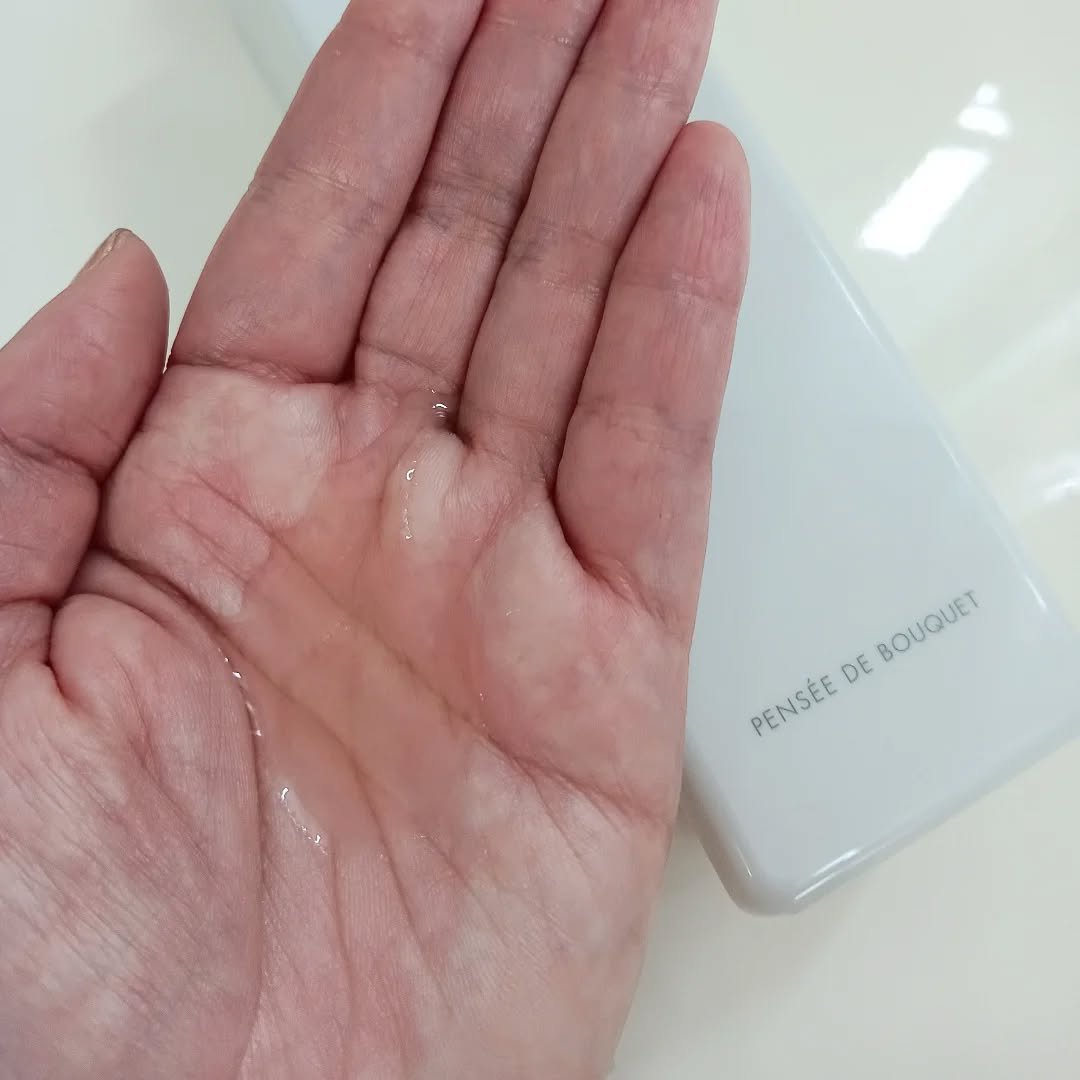 パンセ ド ブーケ ボディシャンプー(ブラン)/パンセ ド ブーケ/ボディソープを使ったクチコミ（2枚目）