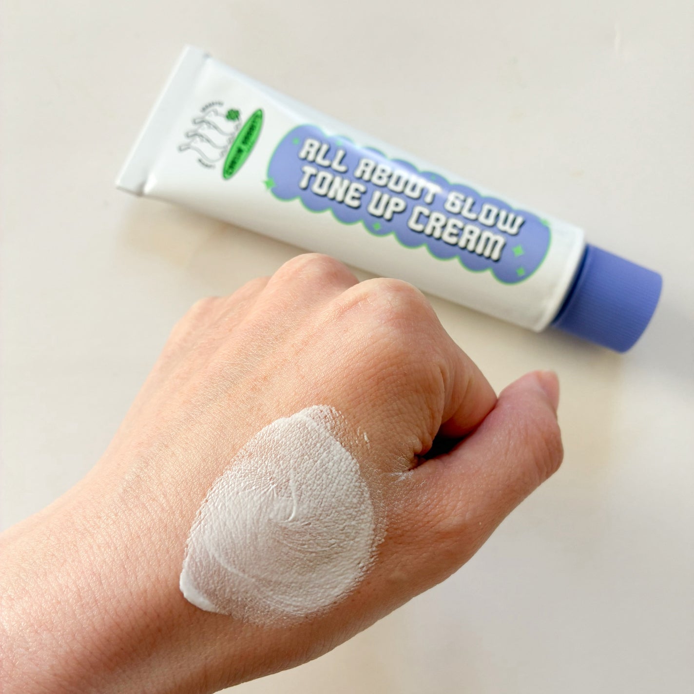 オールアバウトグロウトーンアップクリーム/CHASIN'RABBITS/化粧下地を使ったクチコミ(5枚目)