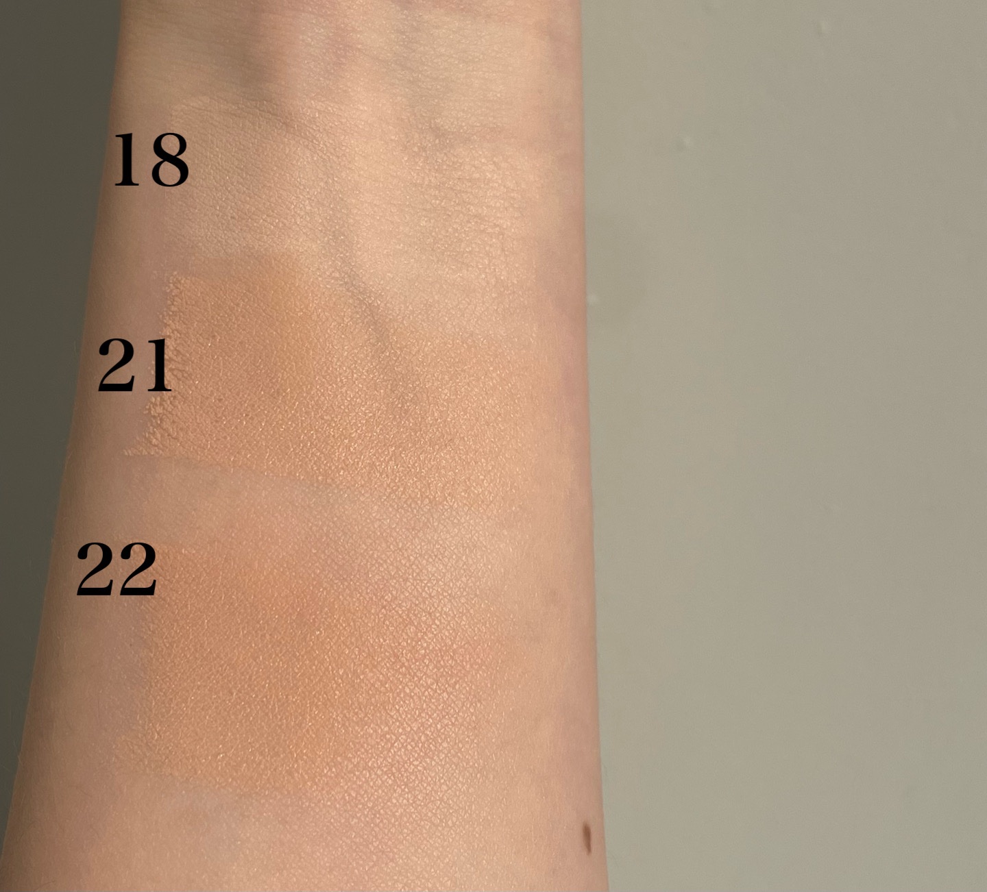 ジャビンドゥソウル ウインクファンデーションパクト/Javin De Seoul/クッションファンデーションを使ったクチコミ（2枚目）