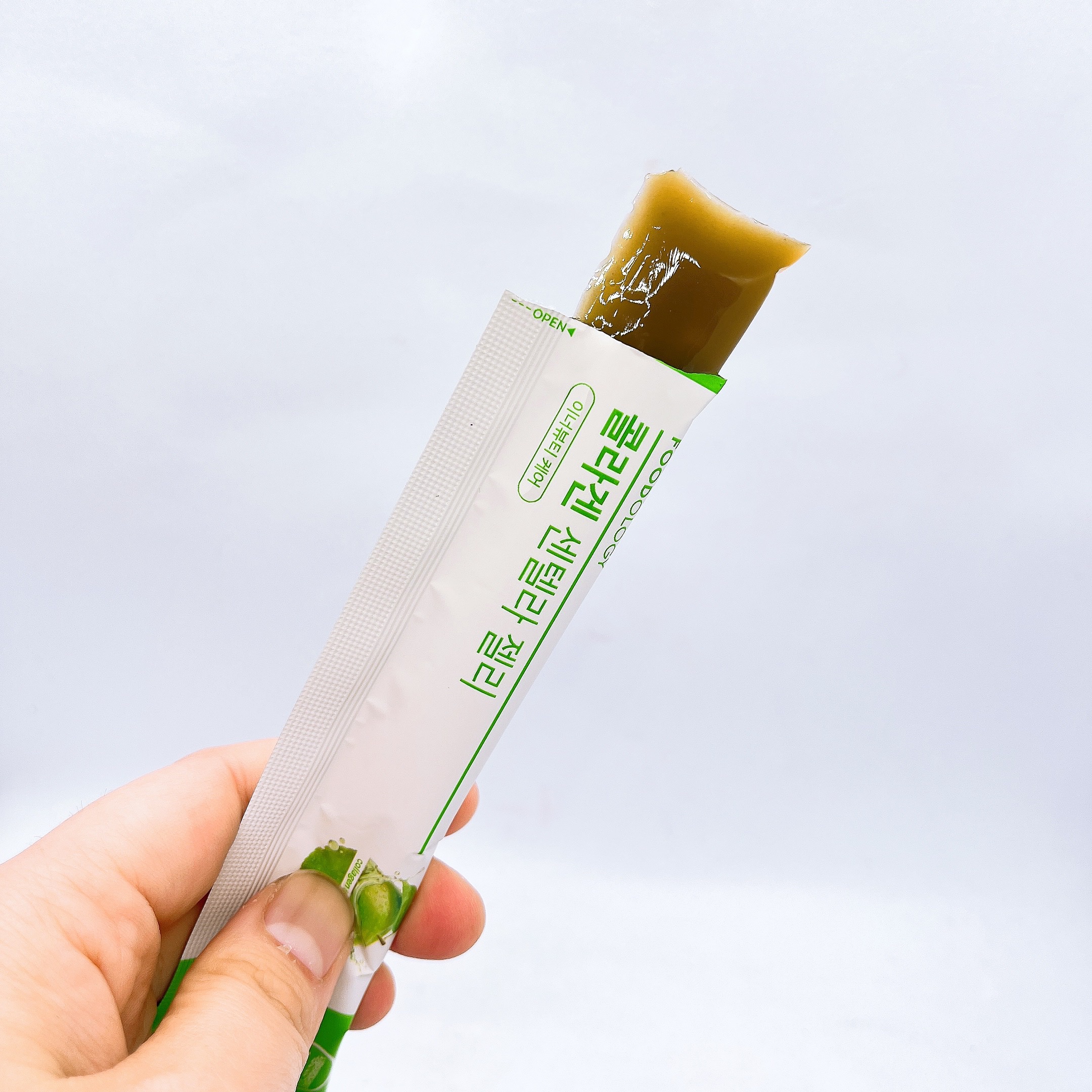 コラーゲンセンテラゼリー/FOODOLOGY/美容サプリメントを使ったクチコミ（3枚目）