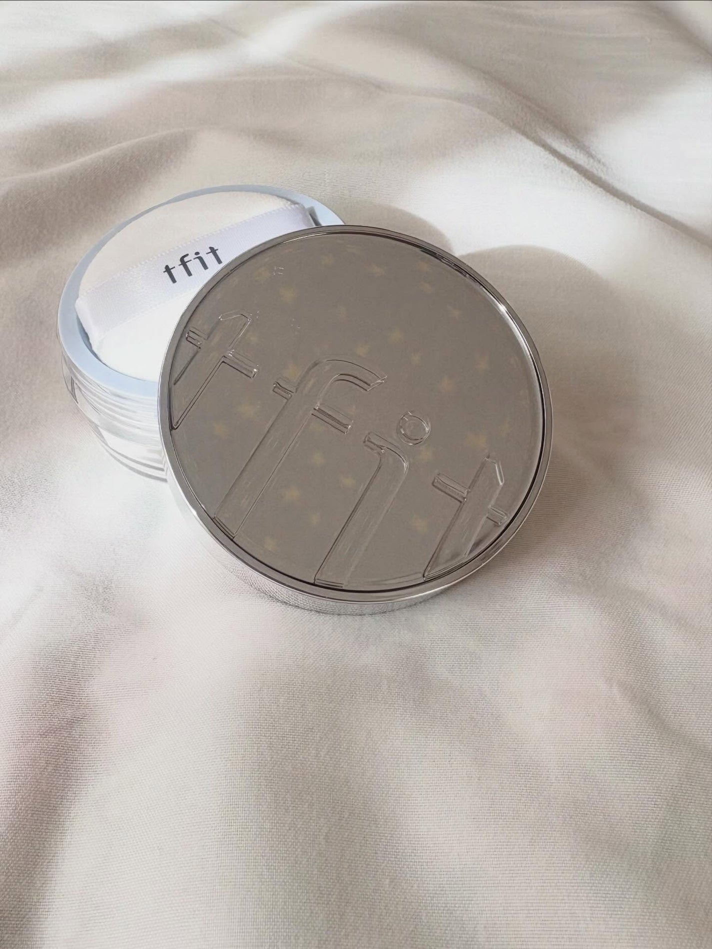 トランスルーセントセットエッセンシャルパウダー/TFIT/ルースパウダーを使ったクチコミ(2枚目)