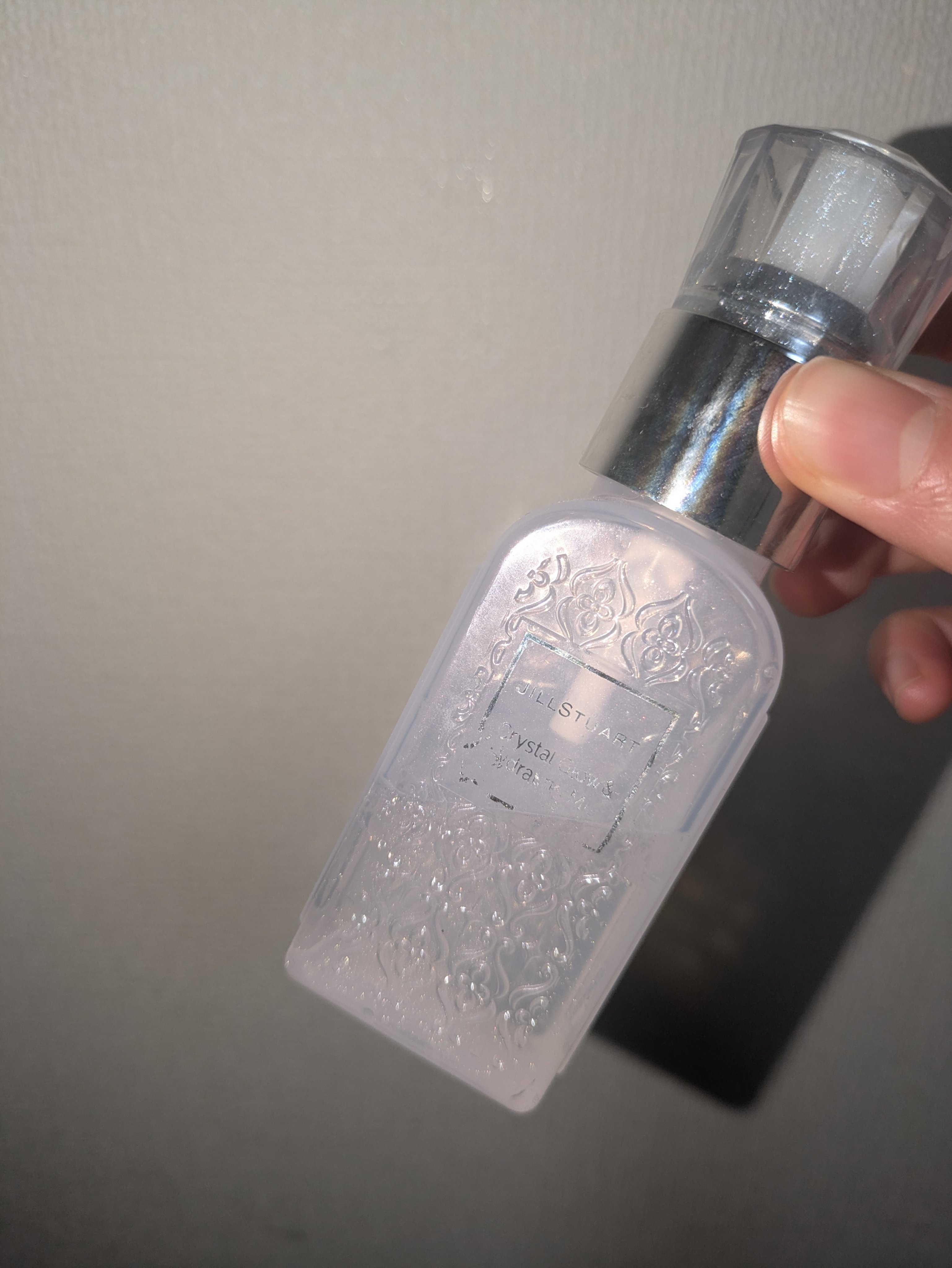 クリスタル グロウ&フィックス ミスト/JILL STUART/フィックスミストを使ったクチコミ（1枚目）