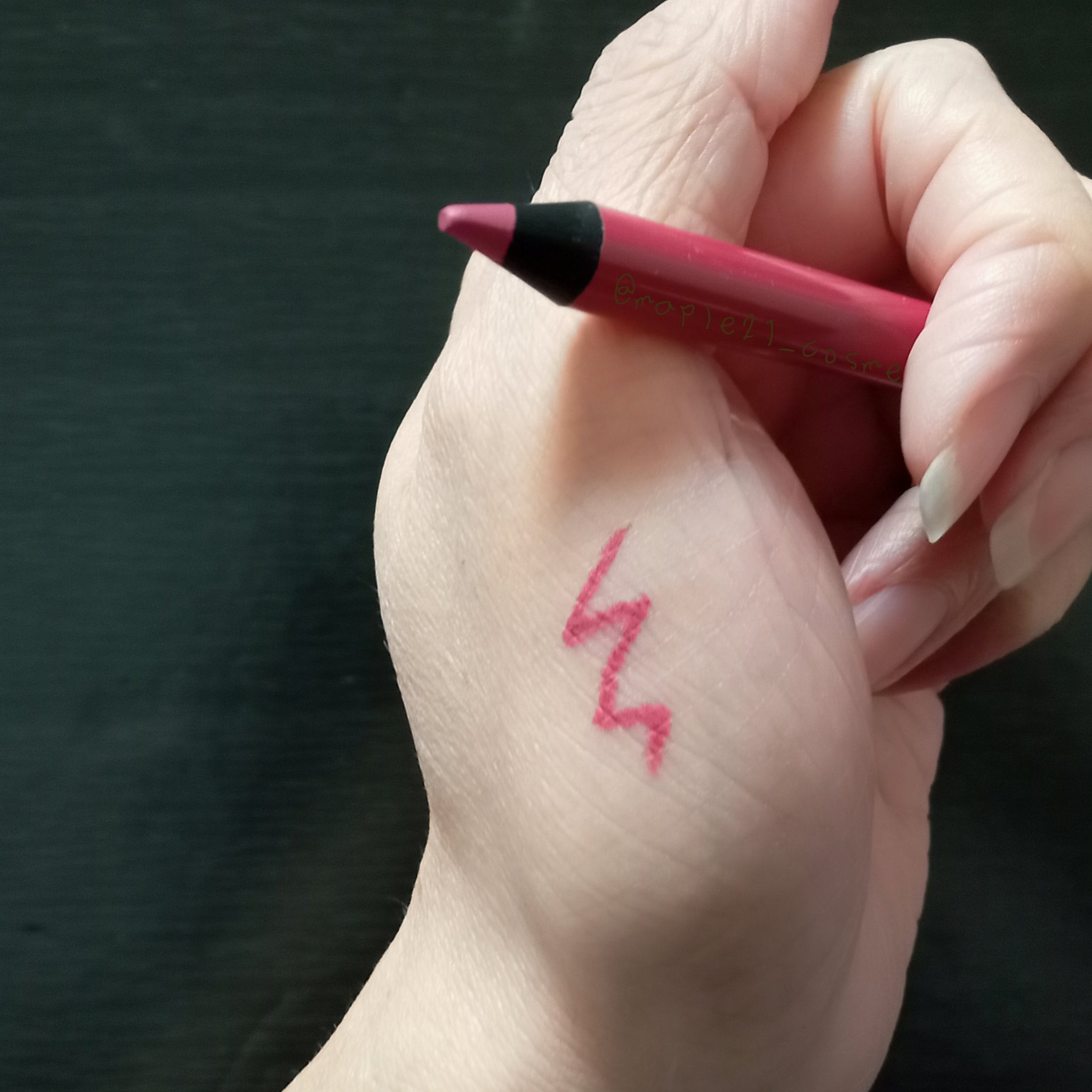 ヴィセ アヴァン リップ&アイカラー ペンシル/Visée/ペンシルアイライナーを使ったクチコミ（2枚目）