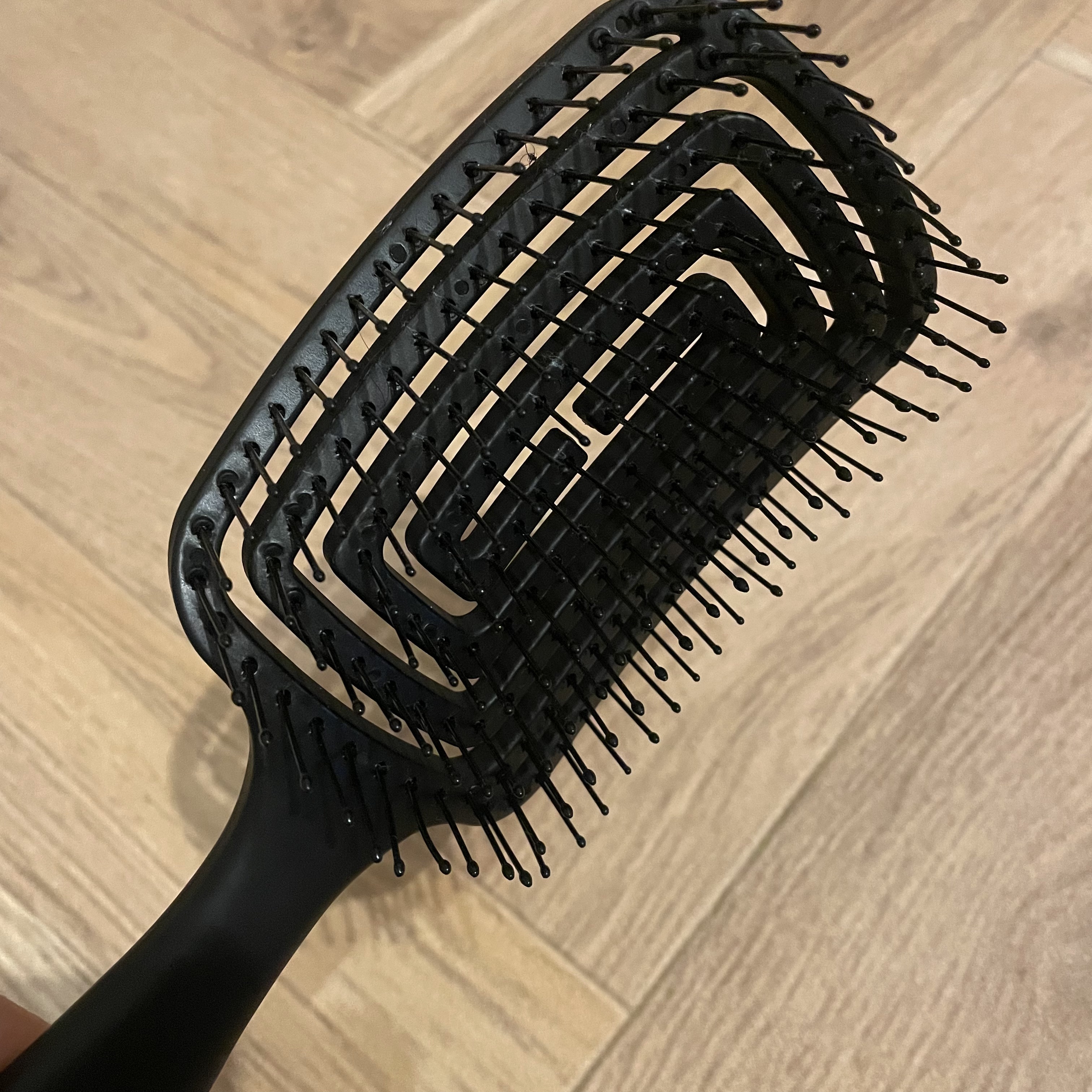 87saku ハナサク 速乾ブラシ/87saku/ヘアブラシを使ったクチコミ（2枚目）