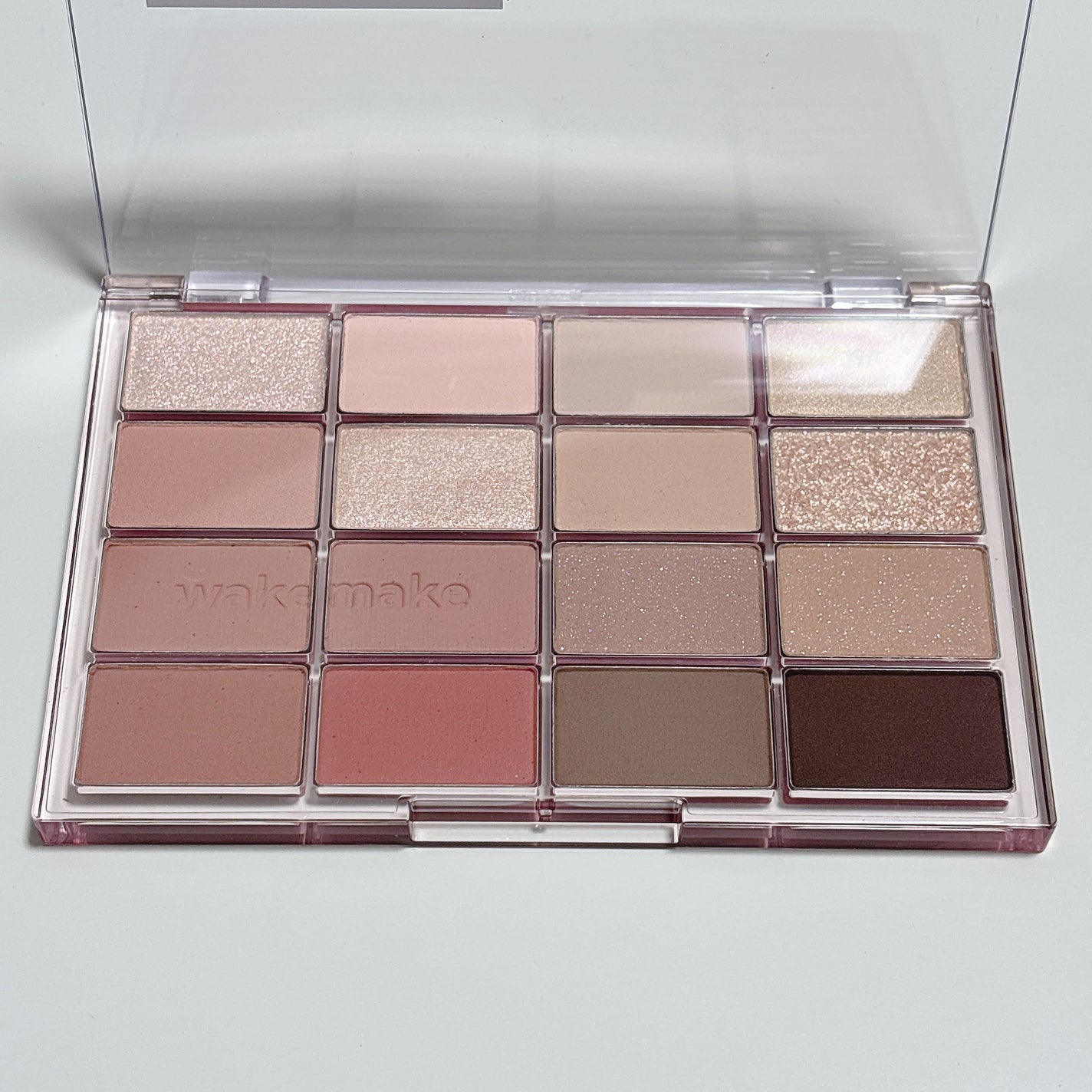 ソフトブラーリングアイパレット/wakemake/アイシャドウパレットを使ったクチコミ(4枚目)