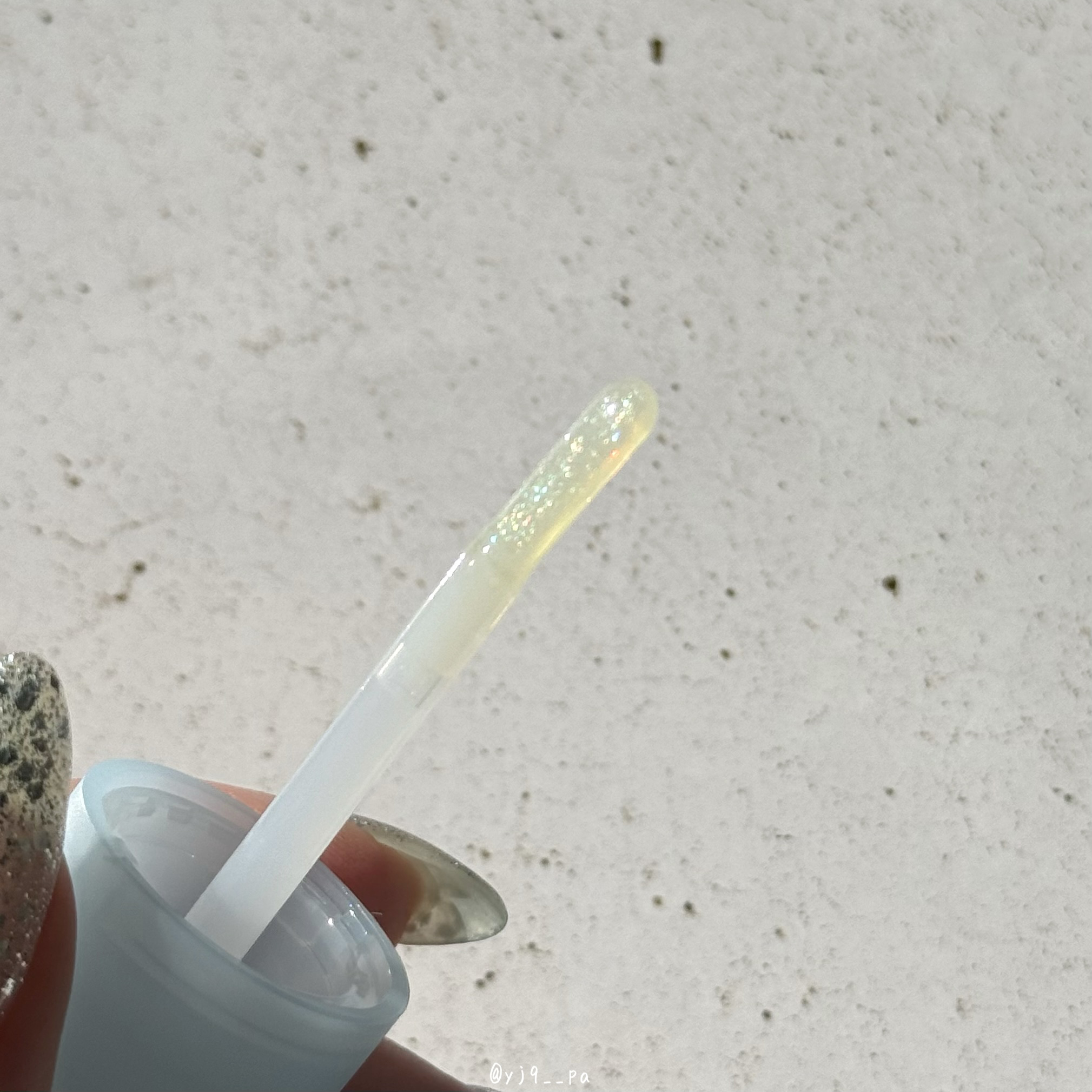 ジューシーベリープランピングリップオイル/TOCOBO/リップグロスを使ったクチコミ（2枚目）