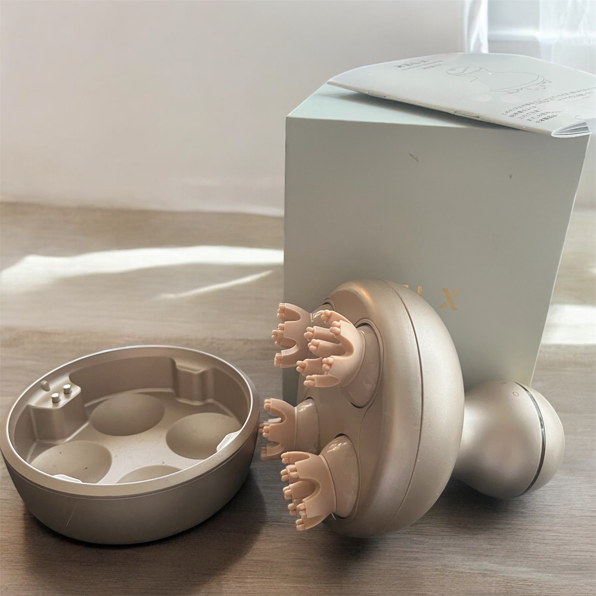 RELX ヘッドスパ 電動頭皮ブラシ ローズゴールド/RELX/ヘッドマッサージャーを使ったクチコミ（1枚目）