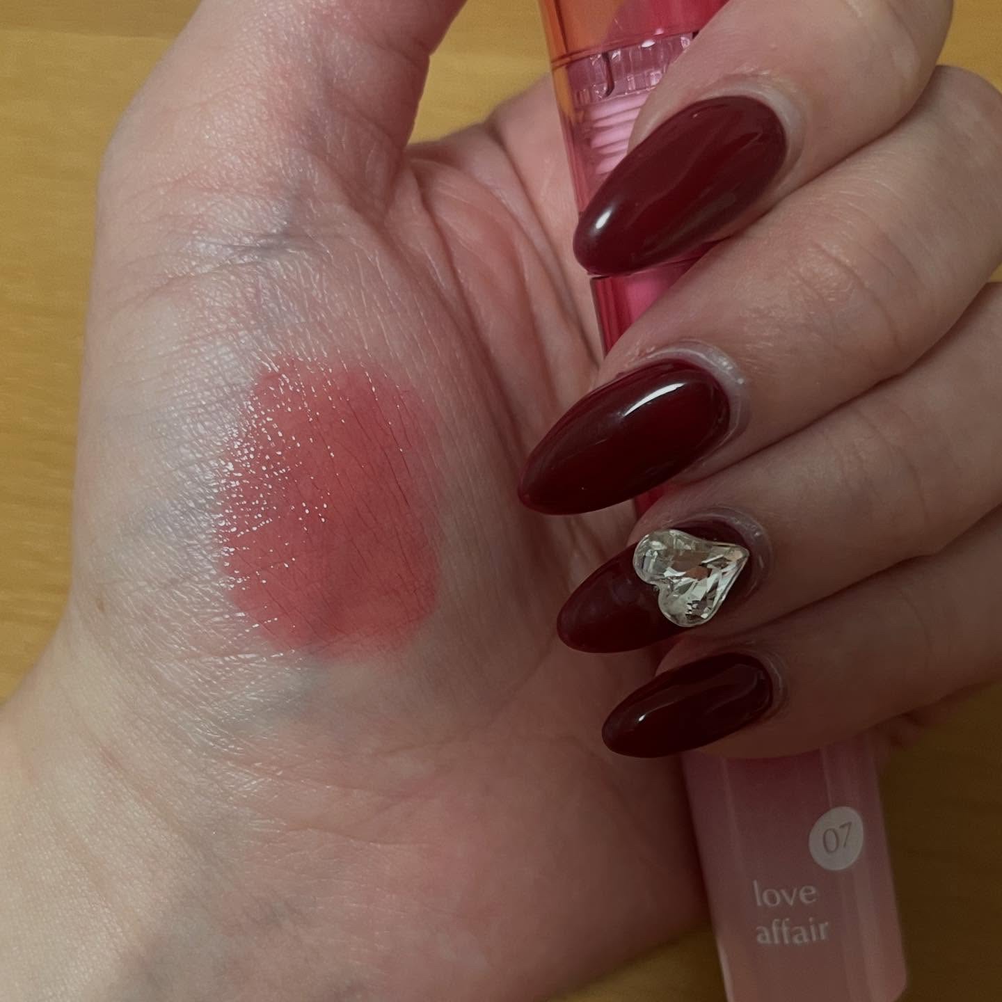 フィーティントガラス/fwee/リップティントを使ったクチコミ（3枚目）