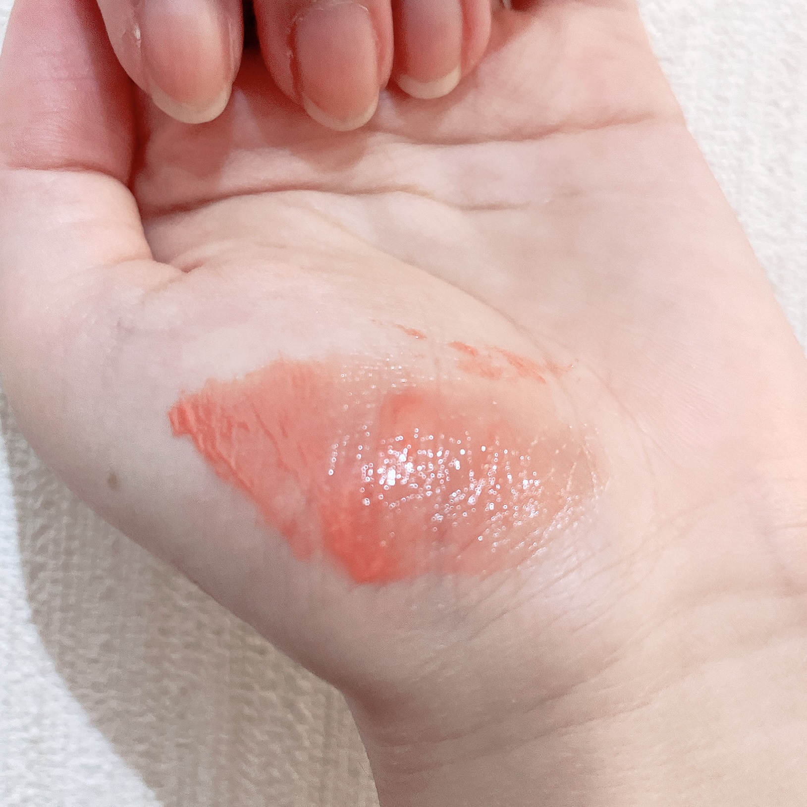 ノンセクショングローリーティント/EQUMAL/リップティントを使ったクチコミ（2枚目）