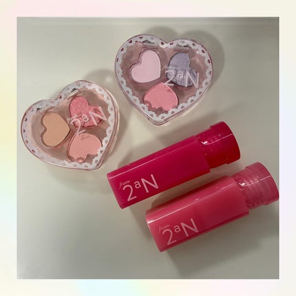 購入品♡
from2aN
アイシャドウ
ティント
セブン限定!⭐️
12/10の発売日を楽しみにしてて速攻行ってきたー🙌✨笑
どのカラーも可愛くて悩んだけど
ブルベ夏で選んだよ〜
手のひらサイ