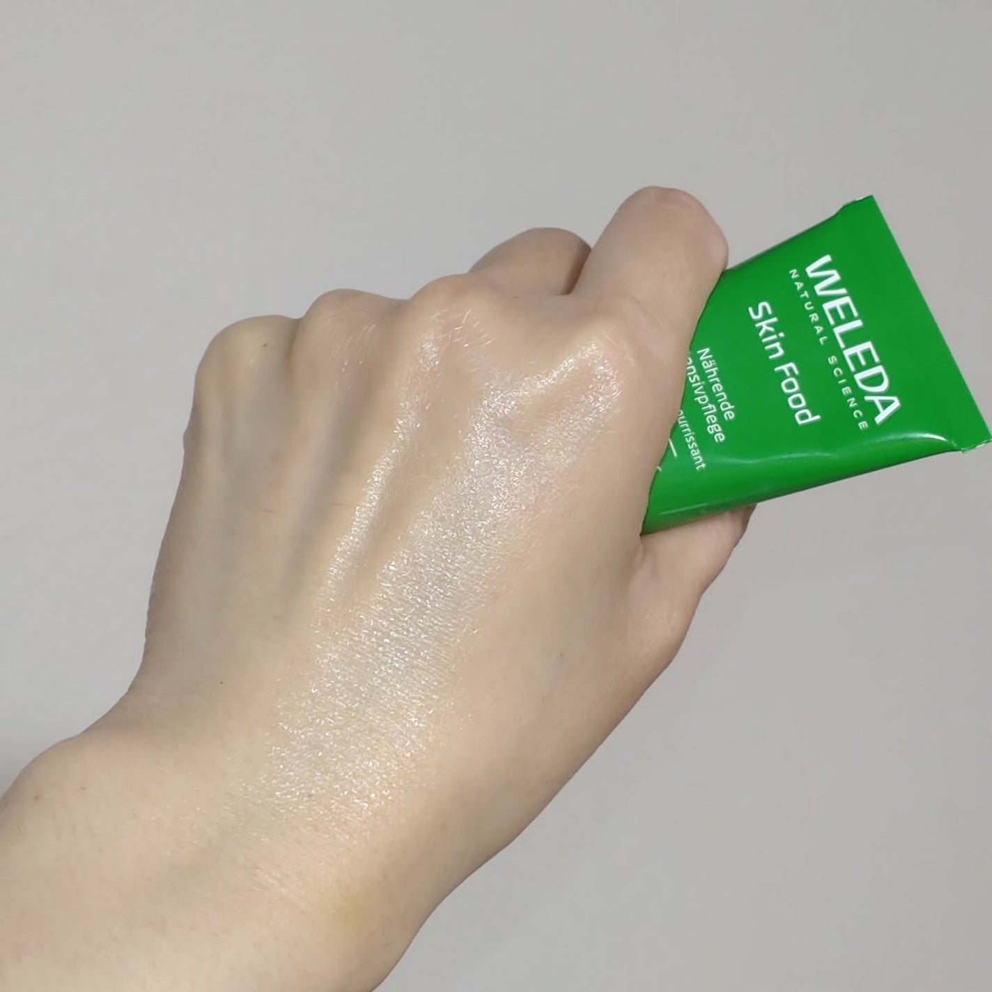 スキンフード /WELEDA/ボディクリームを使ったクチコミ(5枚目)