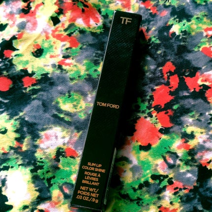 TOM FORD BEAUTY スリム リップ カラー シャインのクチコミ「年の瀬に2025年購入品振り返りコーナー🐍
TOM FORD BEAUTY💫
スリム リッ.....」(1枚目)