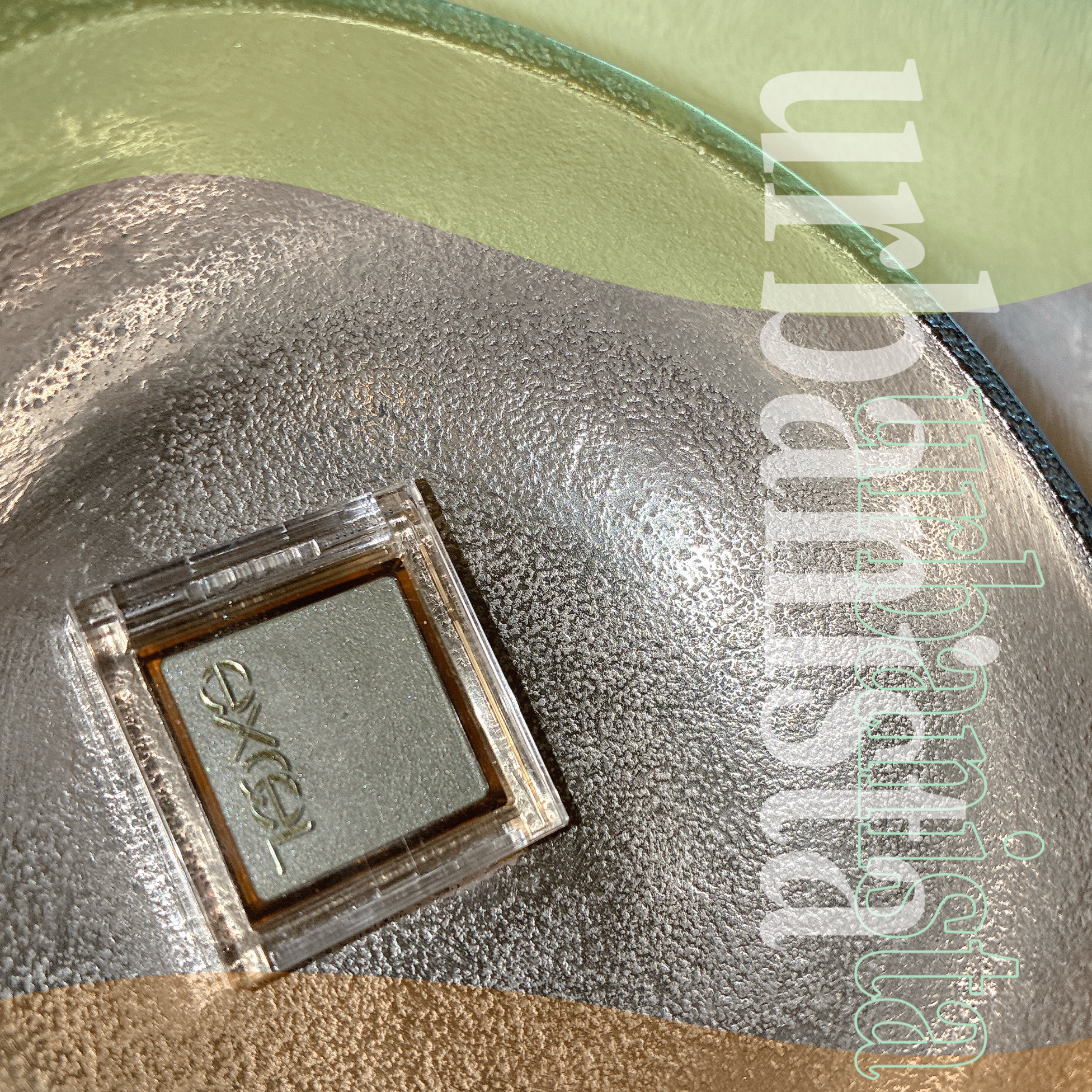 アイプランナー/excel/単色アイシャドウを使ったクチコミ（1枚目）