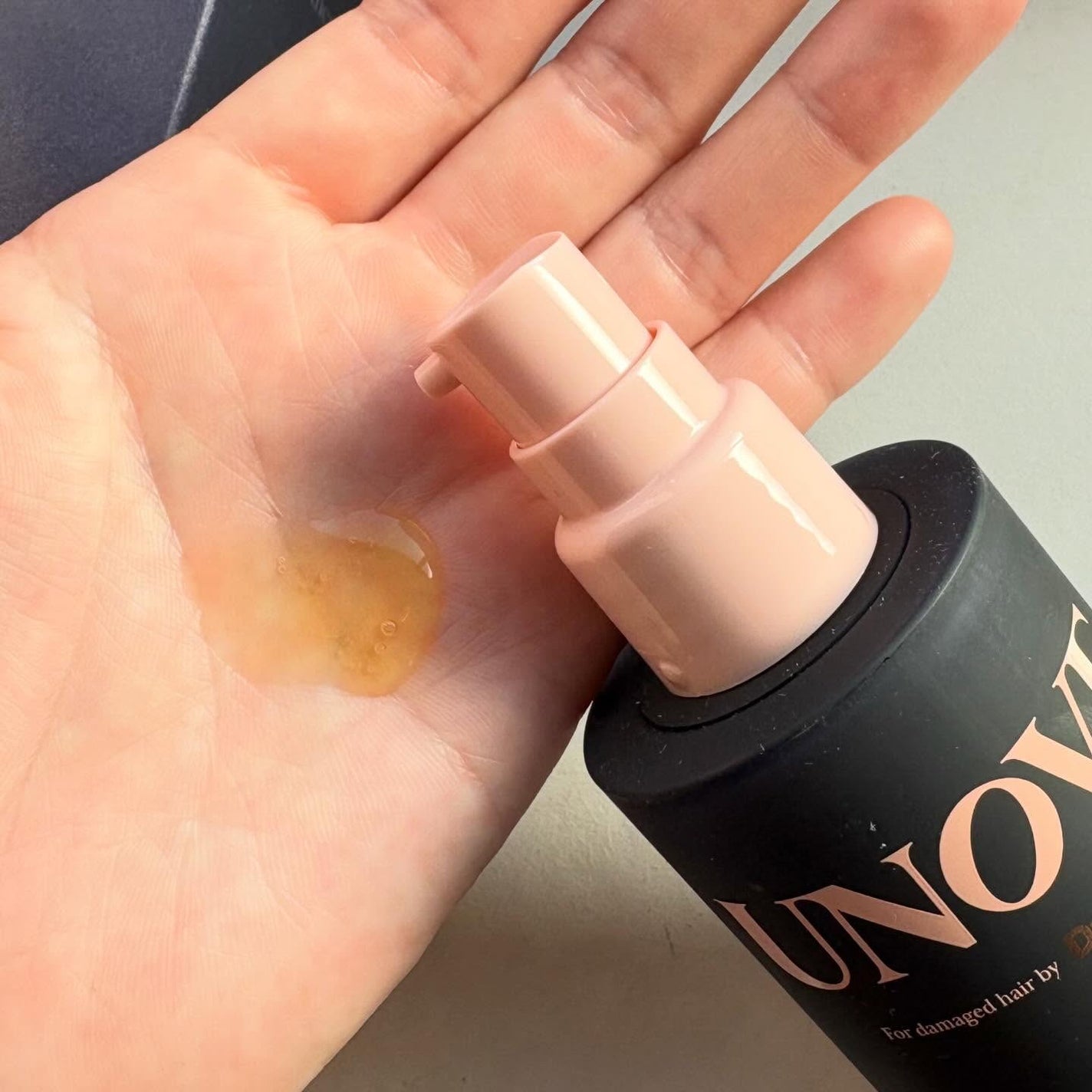 アノブ シルクオイルエッセンス/UNOVE/ヘアオイルを使ったクチコミ(3枚目)