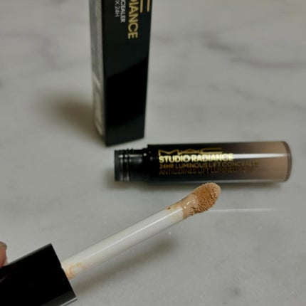 スタジオ ラディアンス 24 ルミナス コンシーラー/M・A・C/リキッドコンシーラーを使ったクチコミ(2枚目)