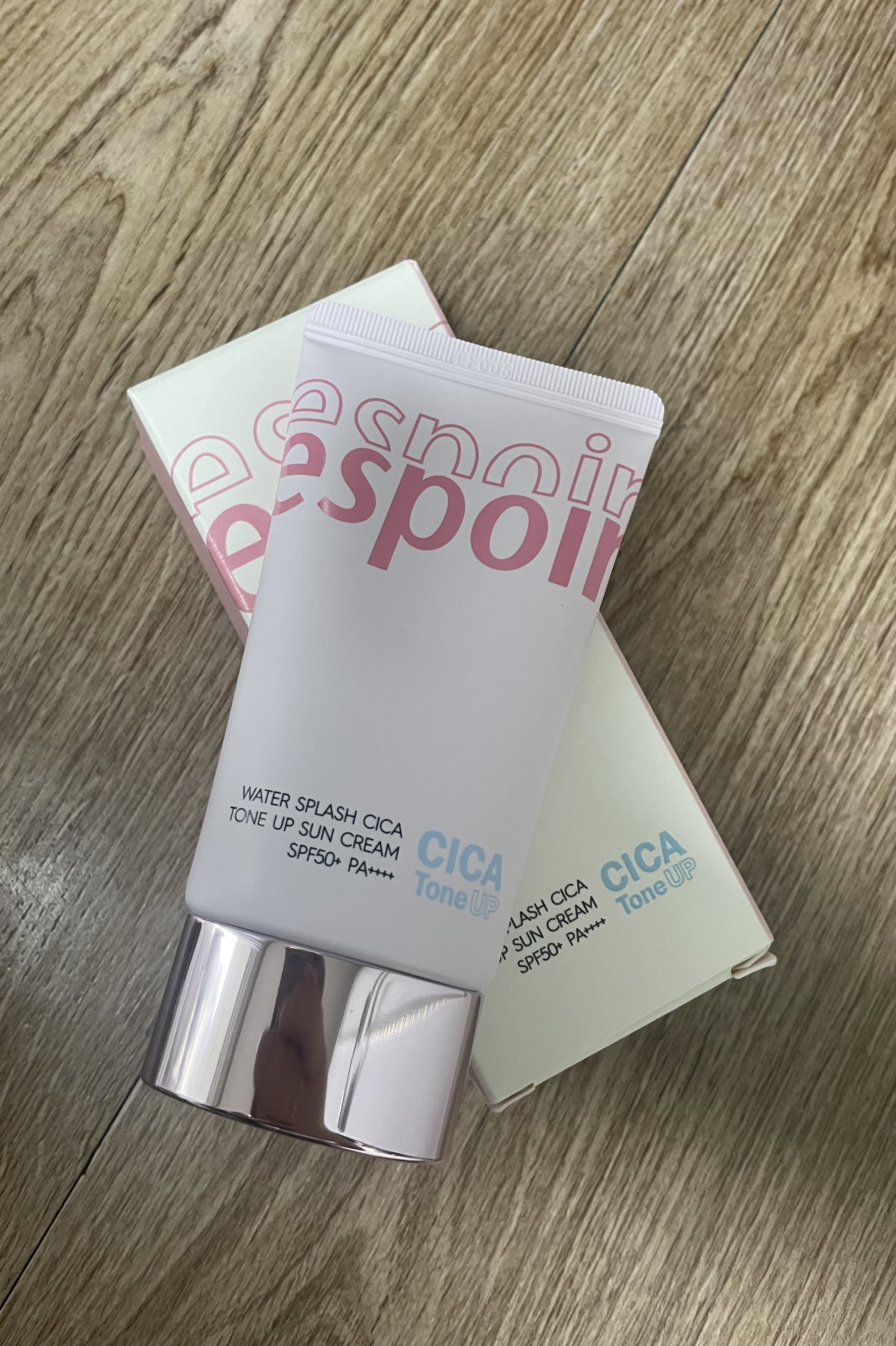 ウォータースプラッシュシカトーンアップクリーム/espoir/化粧下地を使ったクチコミ（1枚目）