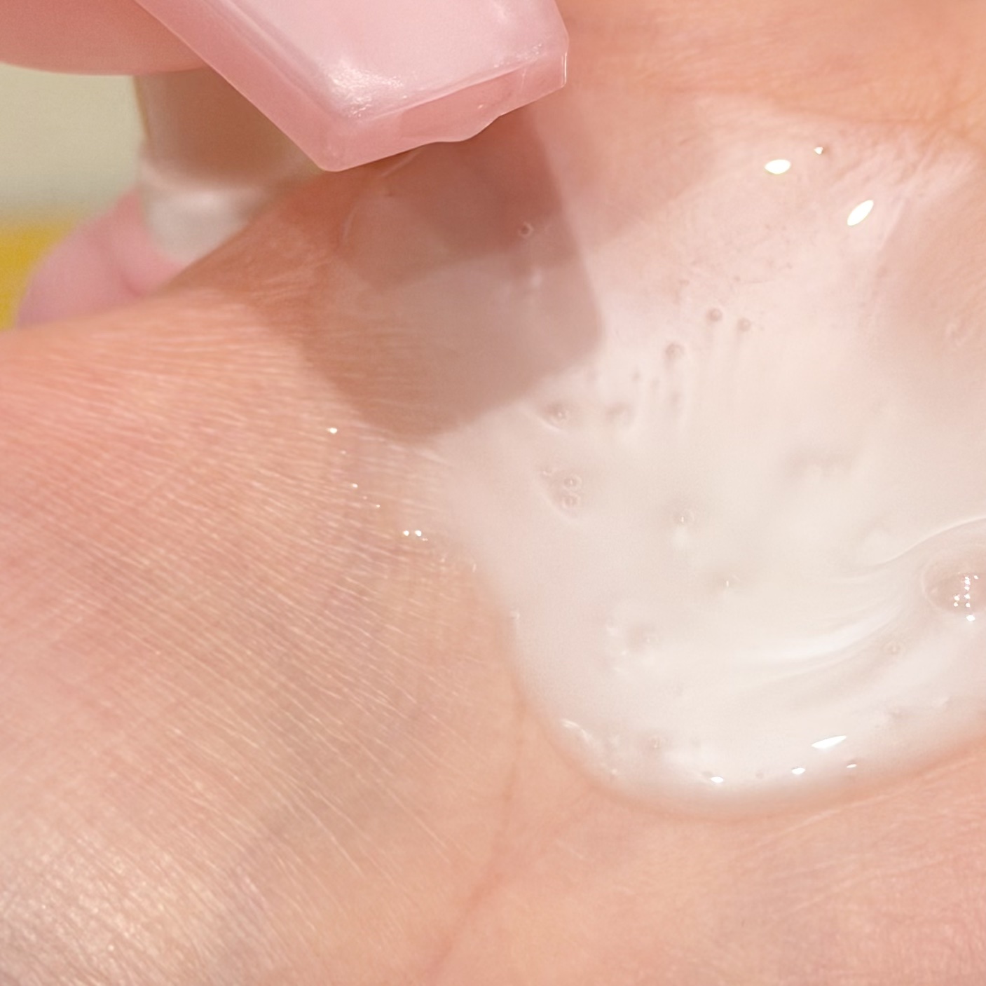 ダヴ ふわとろクリーミースクラブ サクラ＆ムスク/ダヴ/ボディスクラブを使ったクチコミ（2枚目）