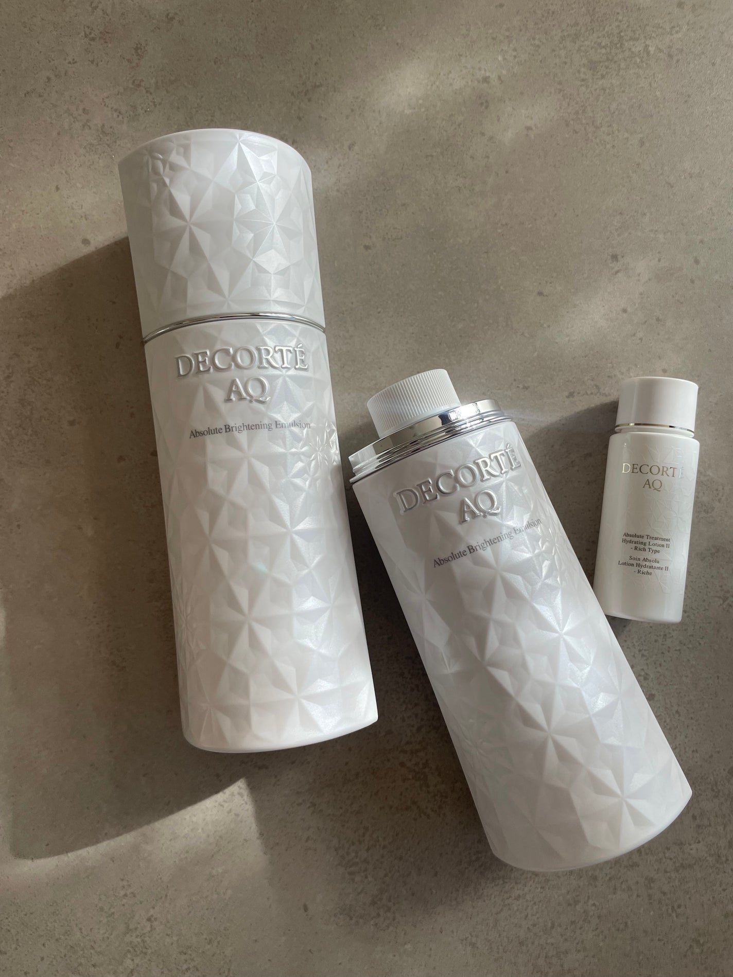 AQ アブソリュート エマルジョン マイクロラディアンス Ⅱ/DECORTÉ/乳液を使ったクチコミ(1枚目)