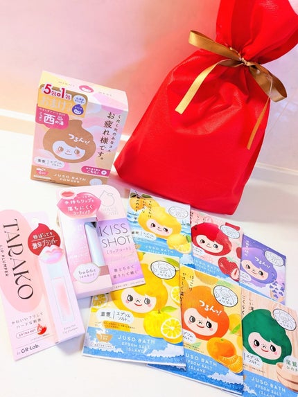 葉山はなび🩷フォロバ on LIPS 「《2025年ありがとう》選べるコスメセットが届いたよ❣️わたし..」(1枚目)